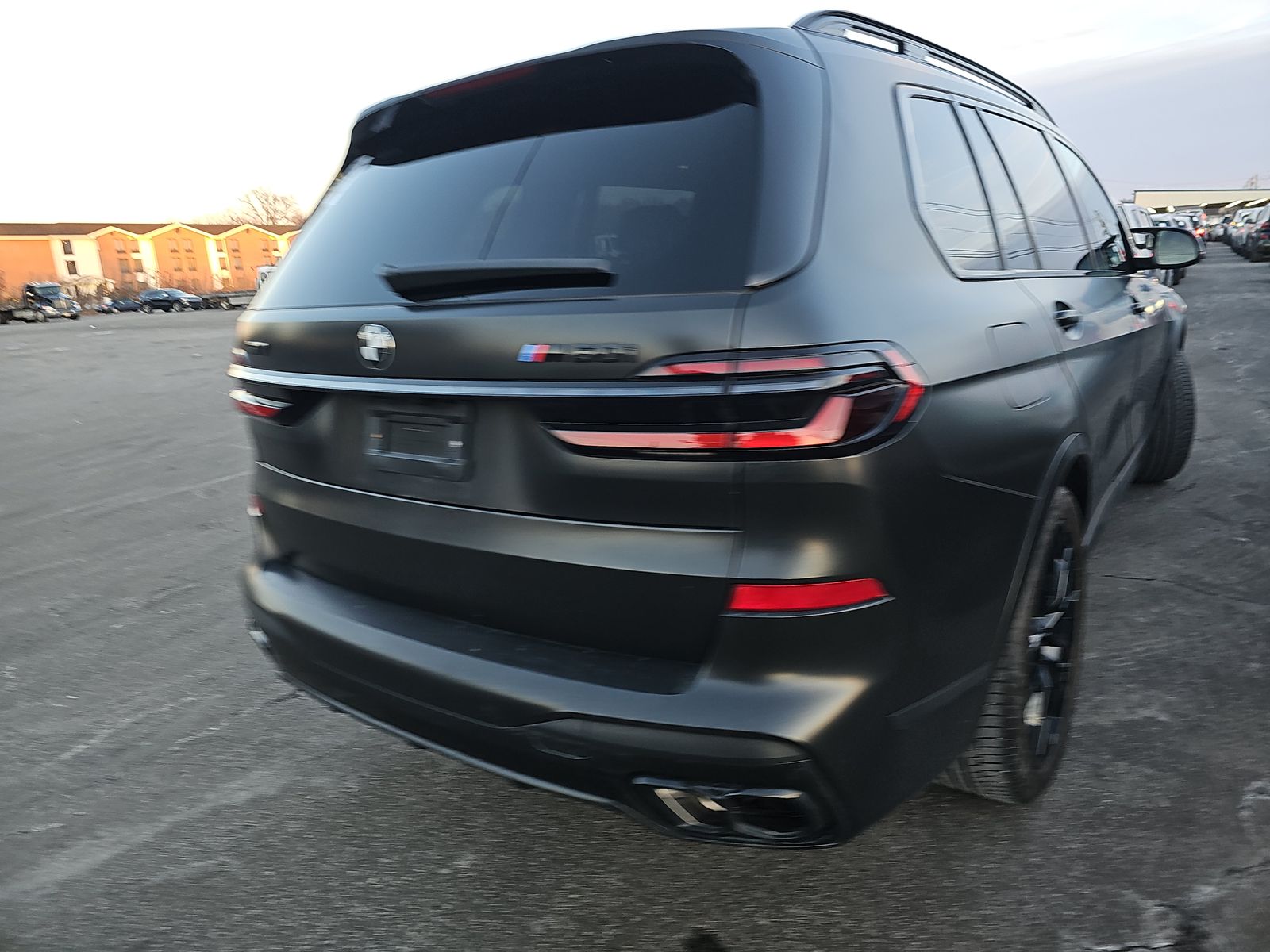 2024 BMW X7 M60i AWD