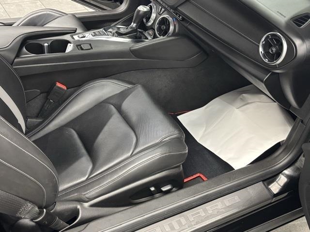 2022 Chevrolet Camaro 2LT RWD