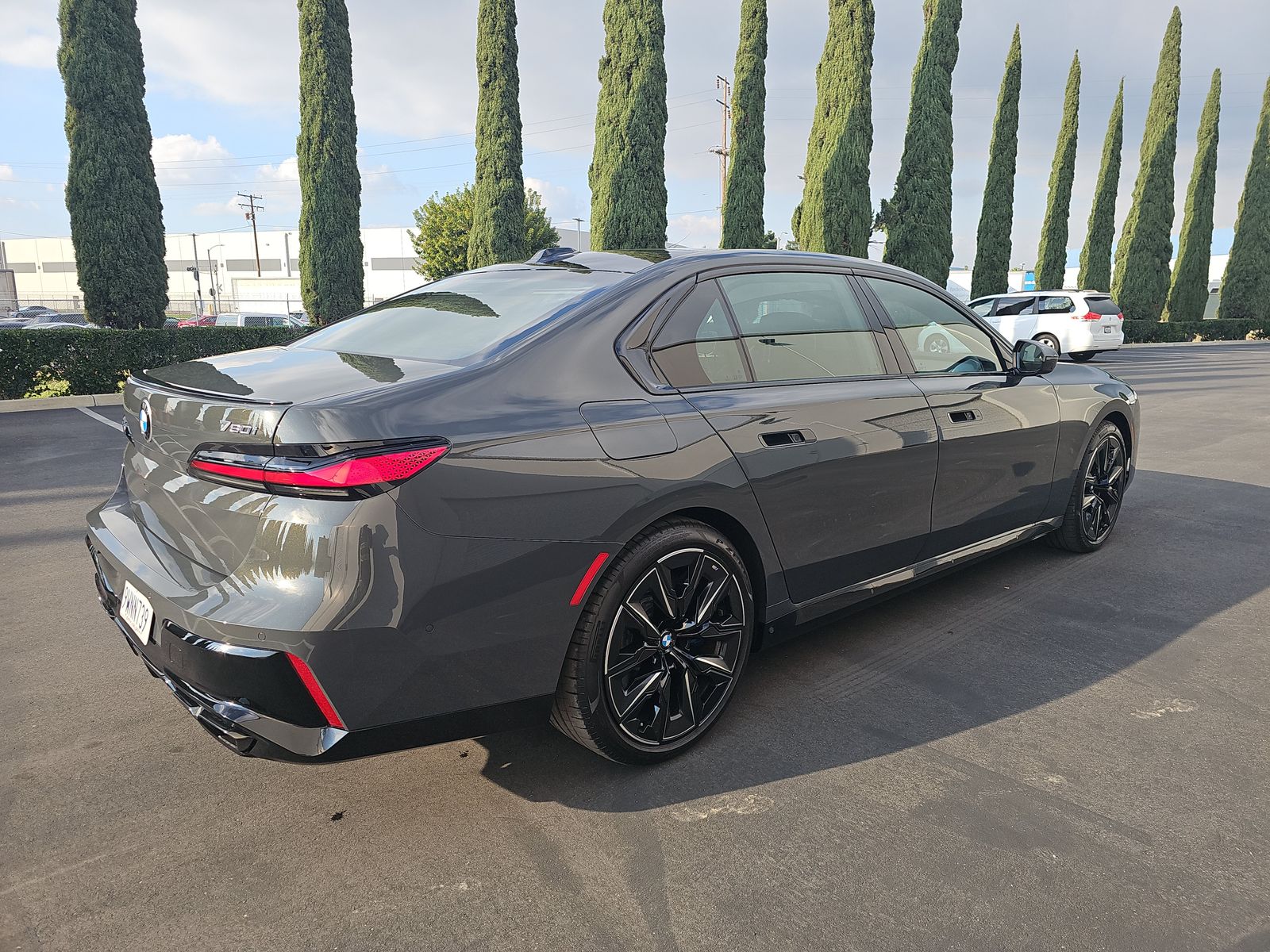 2025 BMW 7 Series 760i xDrive AWD