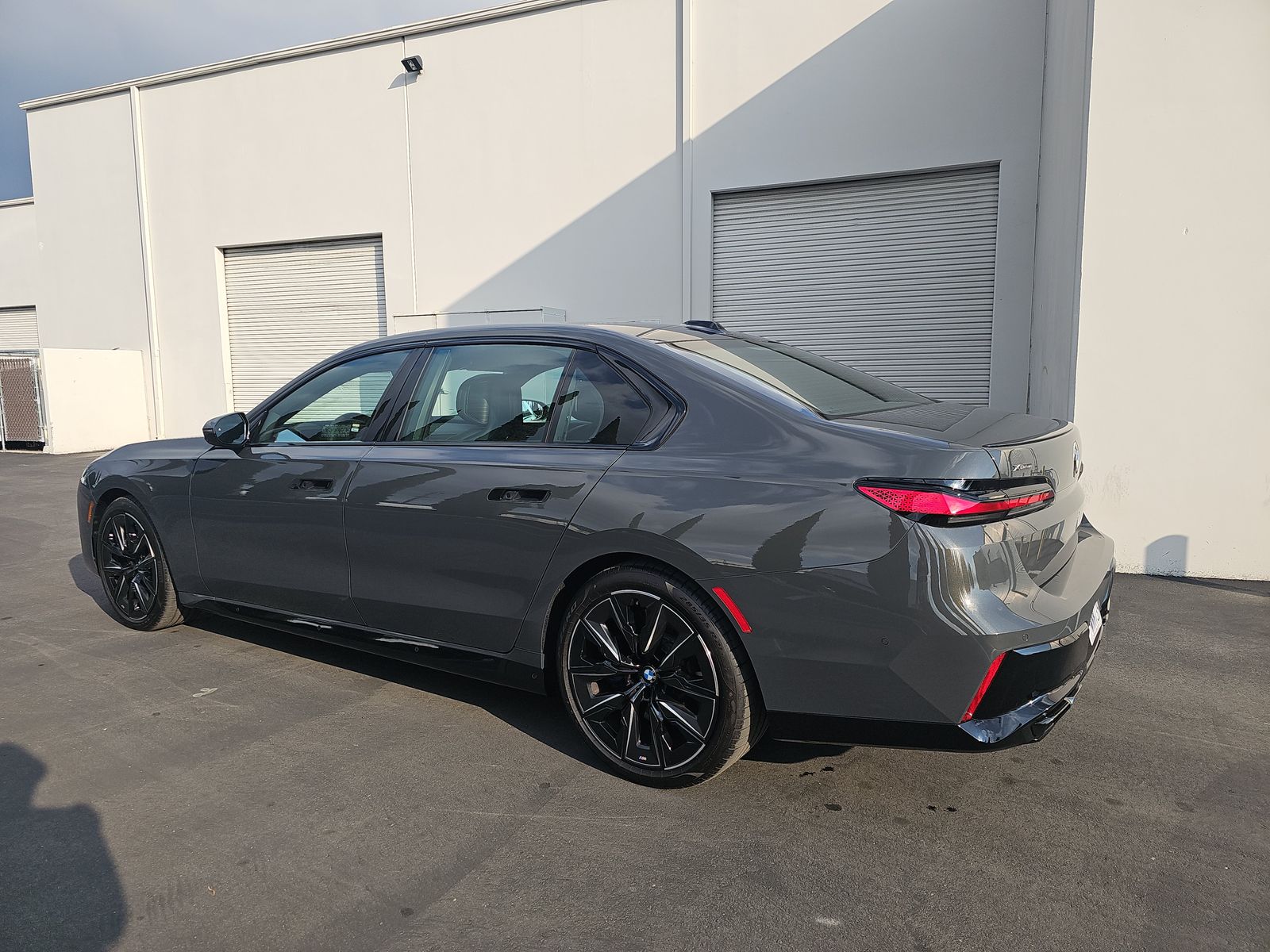 2025 BMW 7 Series 760i xDrive AWD