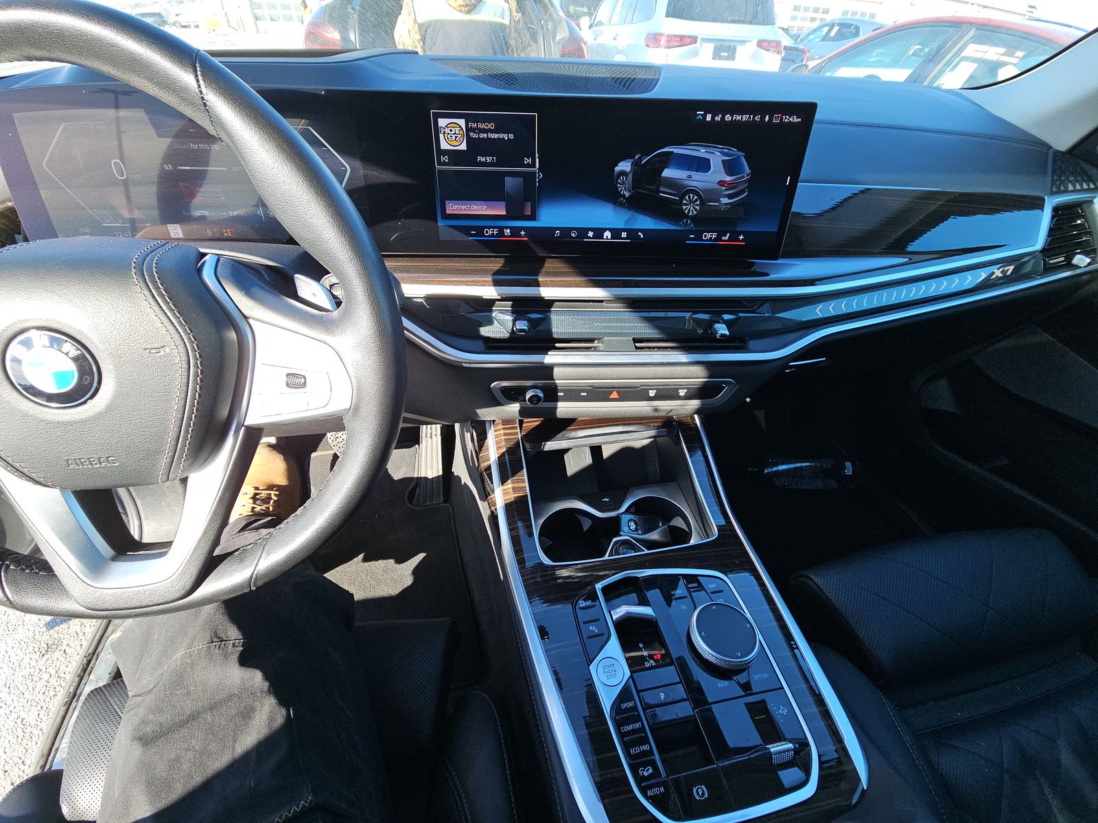 2025 BMW X7 xDrive40i AWD