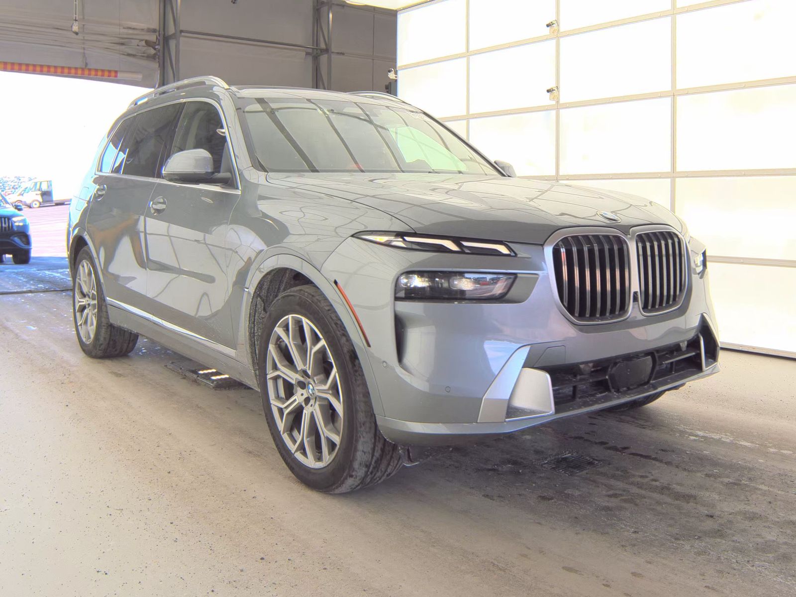 2025 BMW X7 xDrive40i AWD