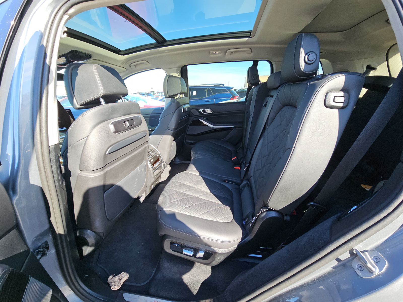 2025 BMW X7 xDrive40i AWD