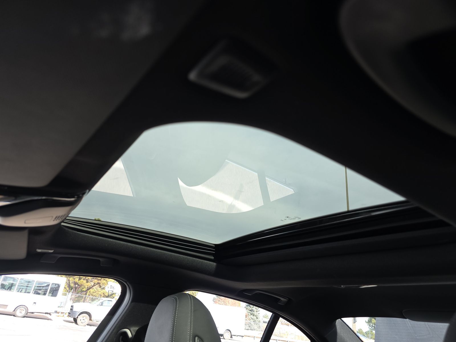 2025 BMW 3 Series 330i xDrive AWD