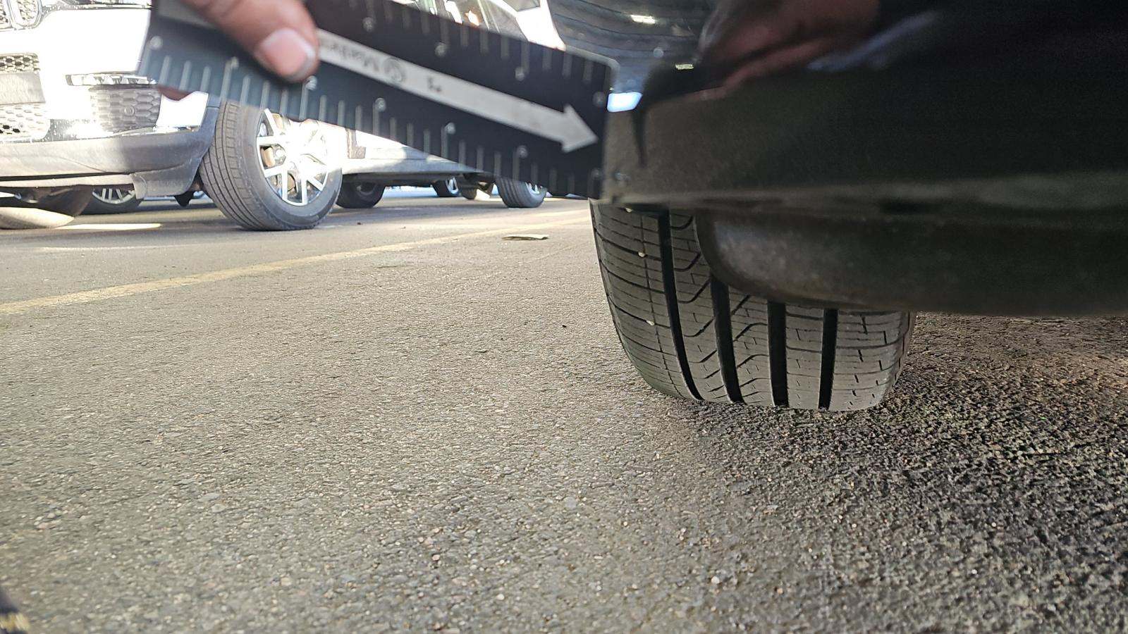 2025 BMW 3 Series 330i xDrive AWD