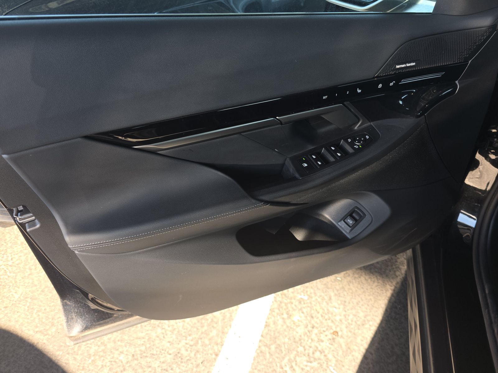 2025 BMW 5 Series 530i RWD