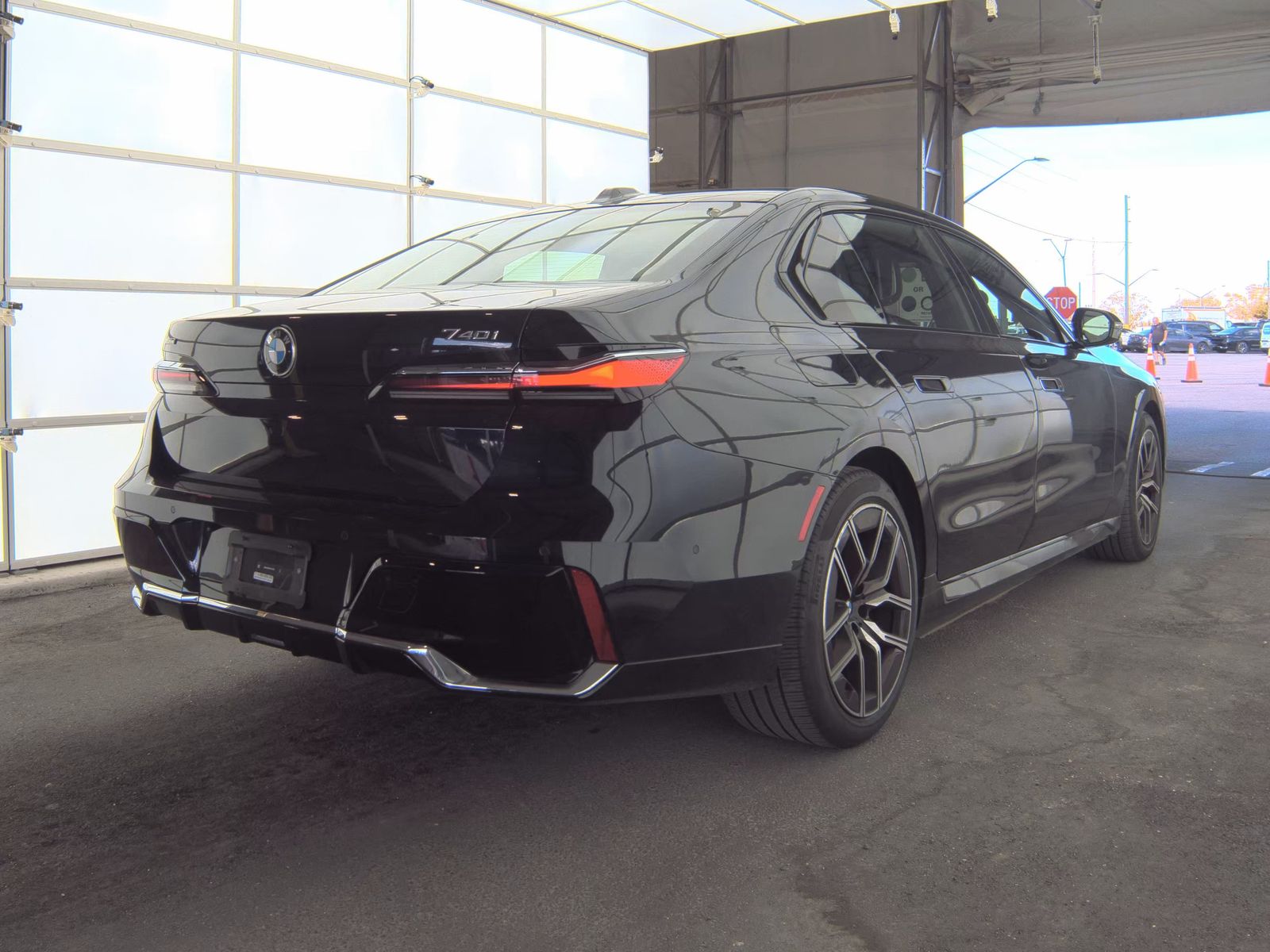 2025 BMW 7 Series 740i xDrive AWD