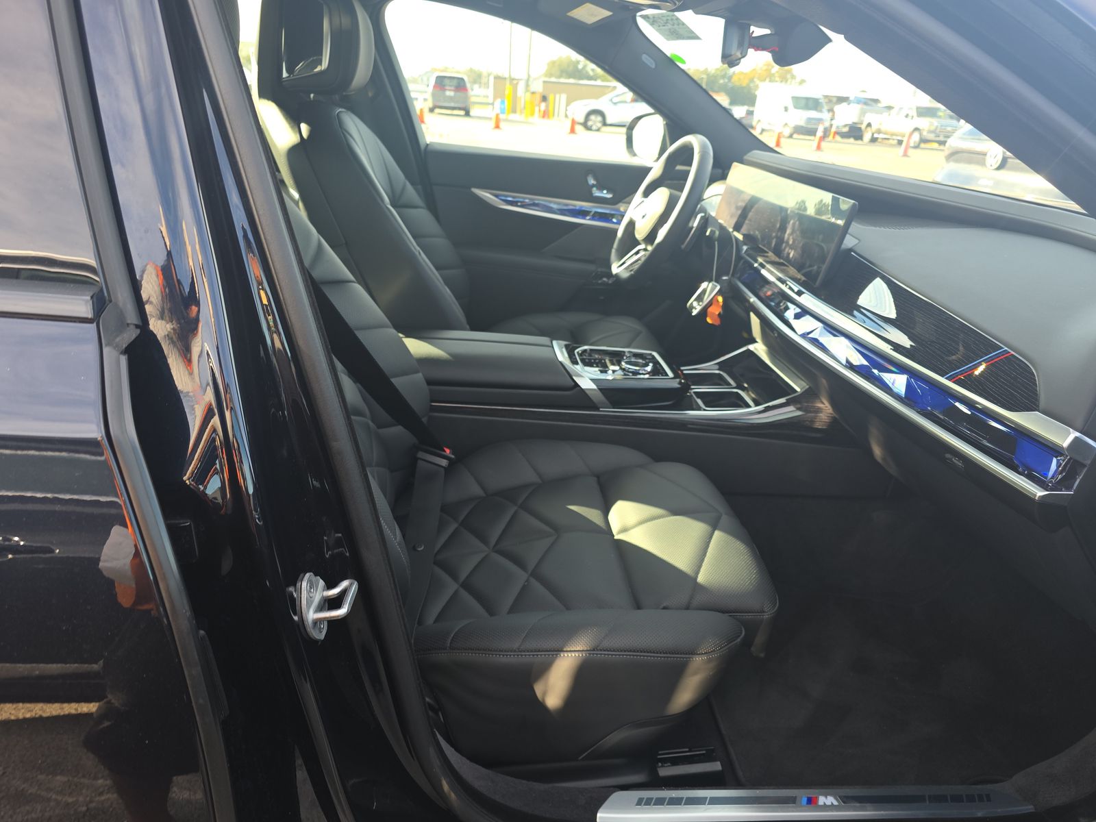 2025 BMW 7 Series 740i xDrive AWD