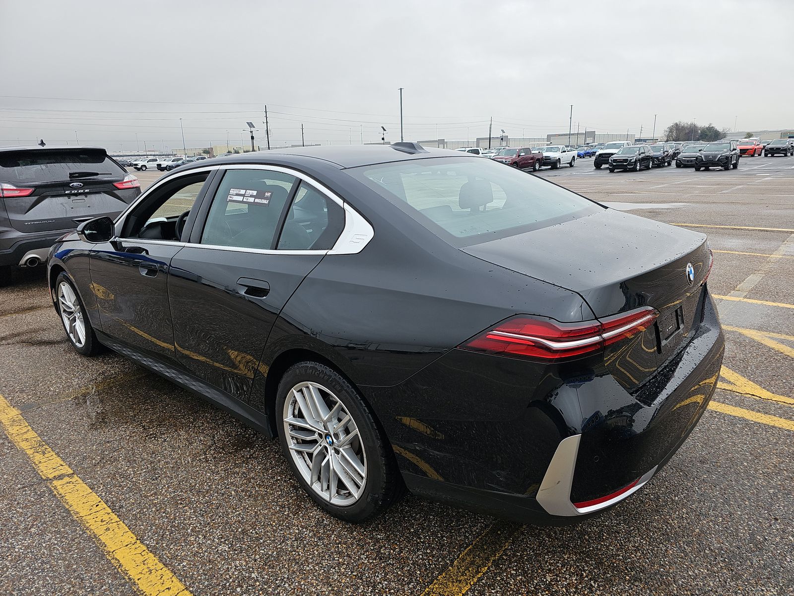 2025 BMW 5 Series 530i RWD