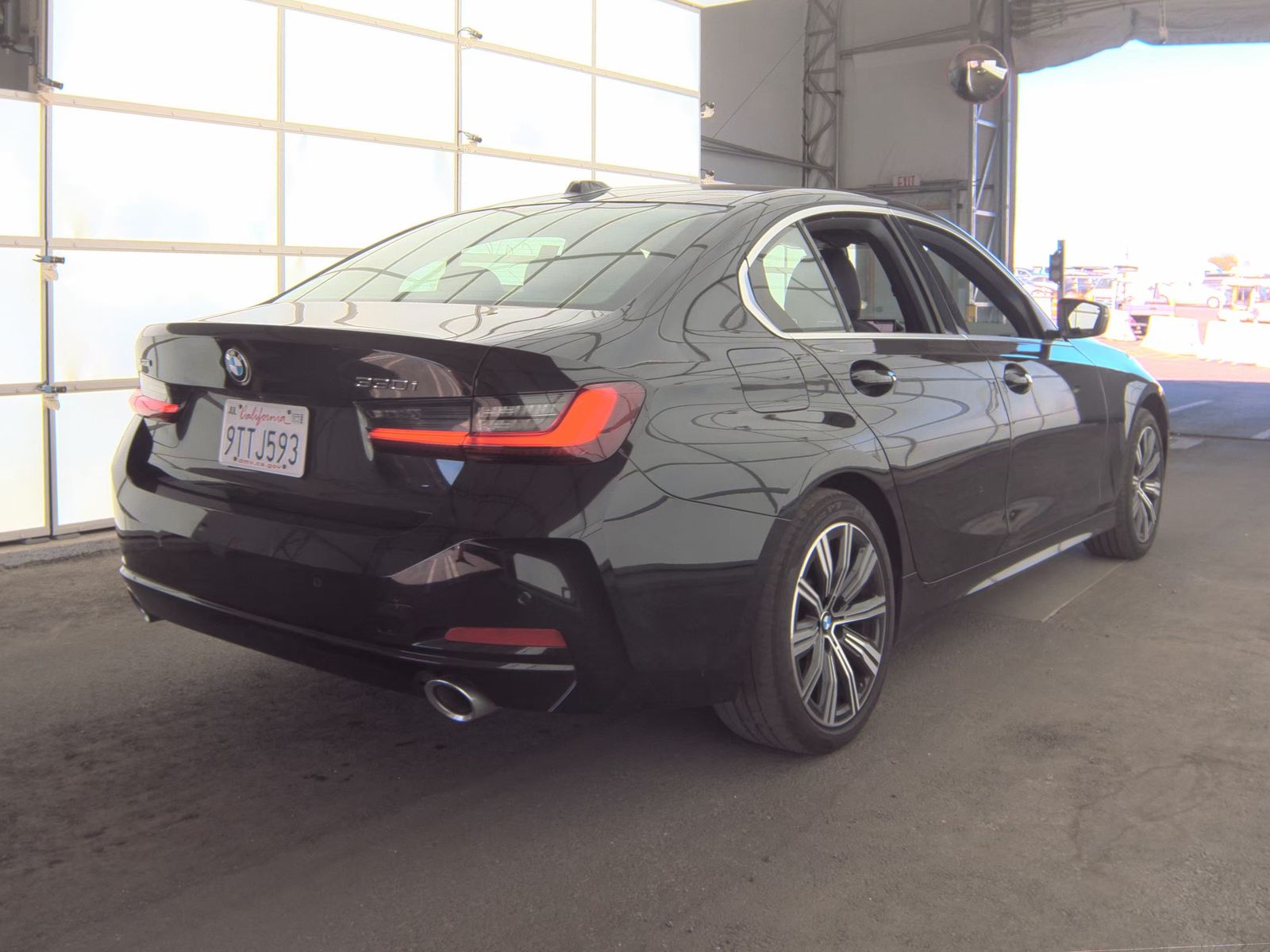 2025 BMW 3 Series 330i xDrive AWD