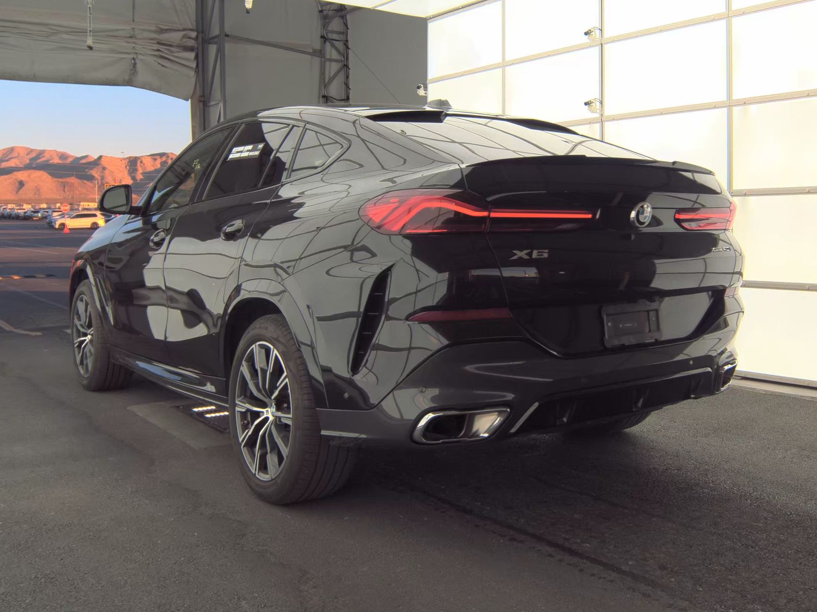 2025 BMW X6 xDrive40i AWD