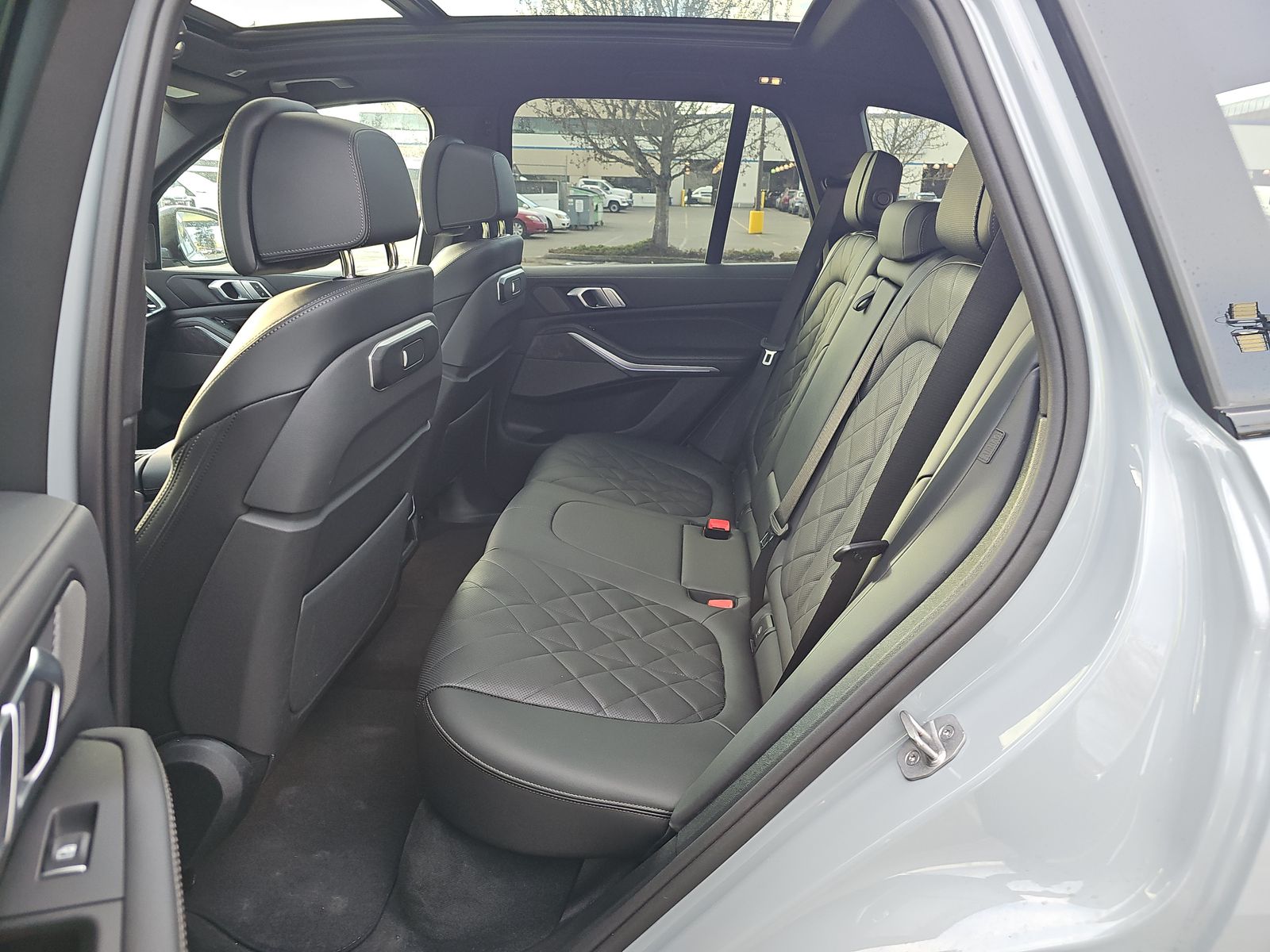 2025 BMW X5 xDrive40i AWD