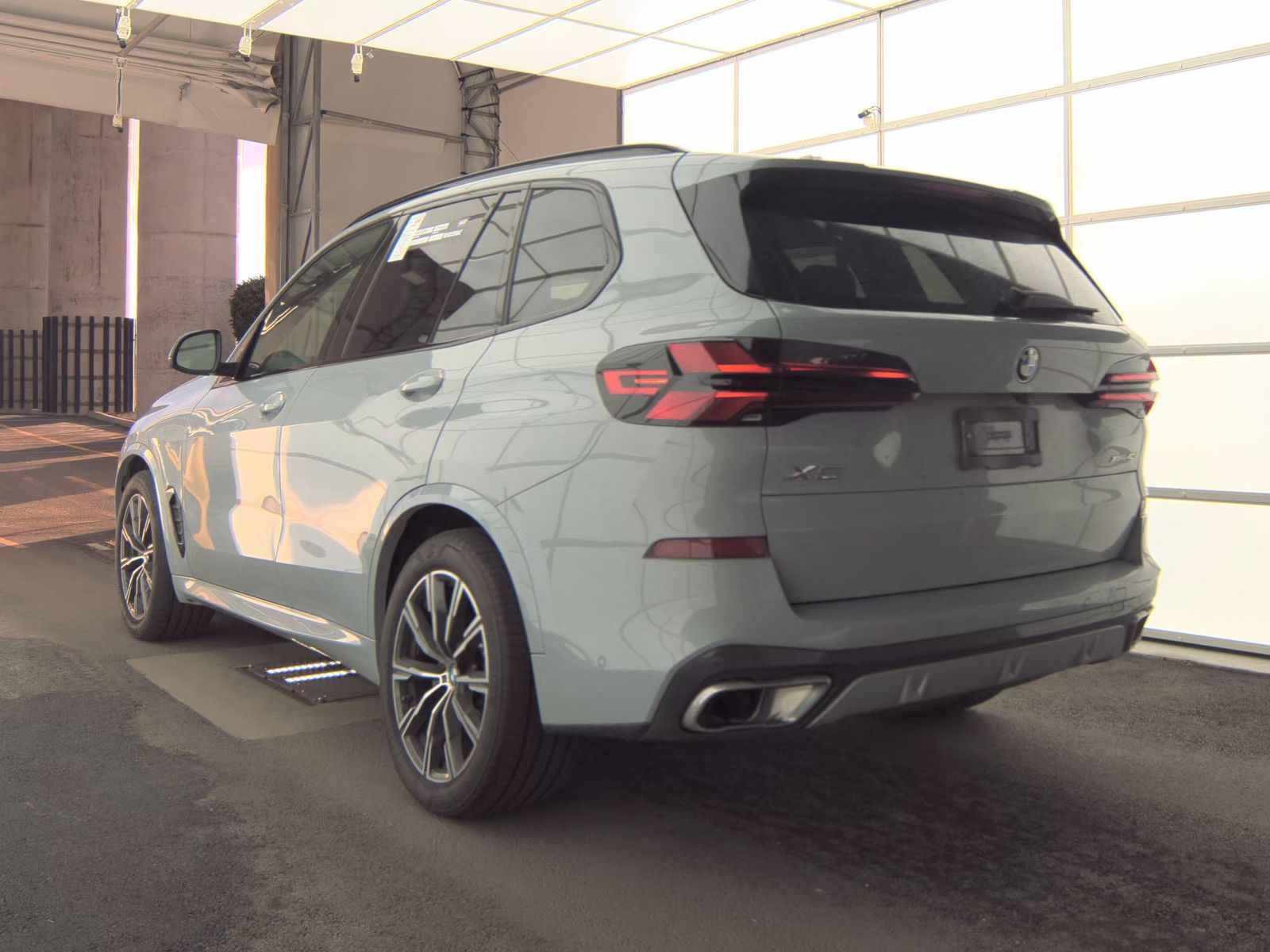 2025 BMW X5 xDrive40i AWD