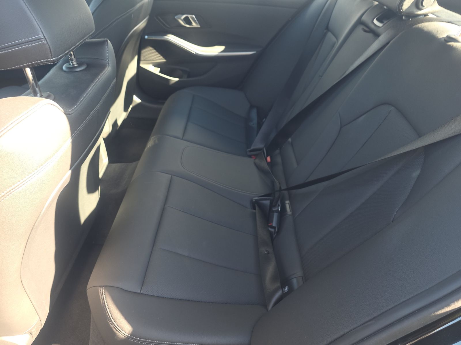 2025 BMW 3 Series 330i xDrive AWD