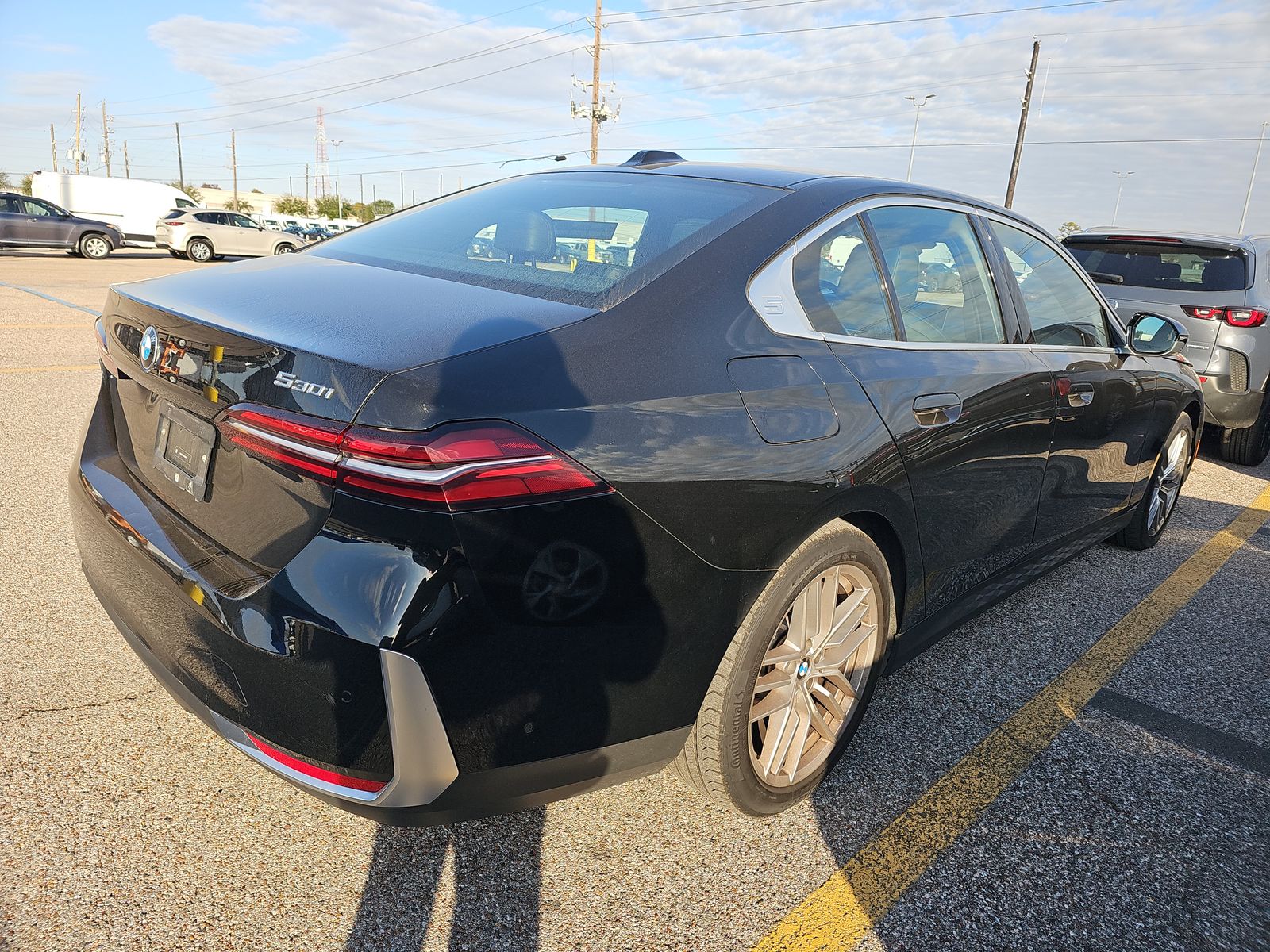 2025 BMW 5 Series 530i RWD