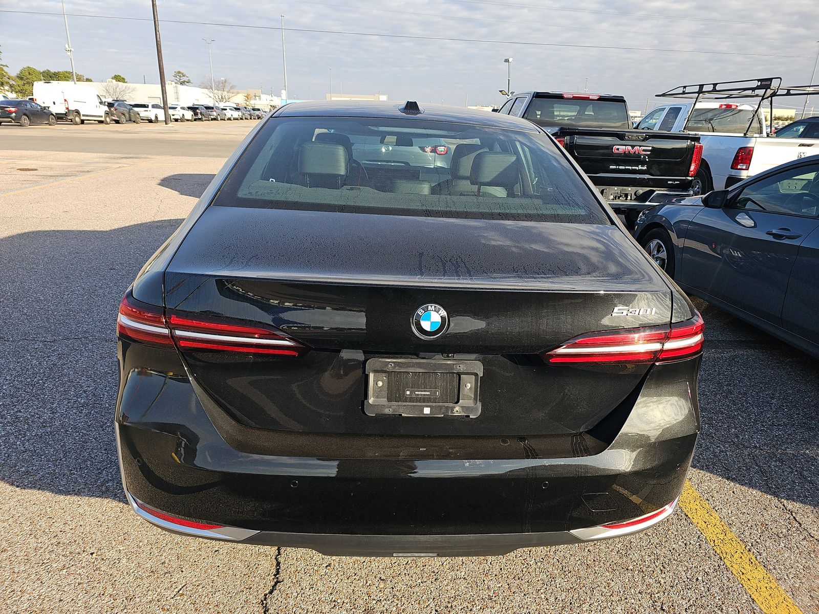 2025 BMW 5 Series 530i RWD