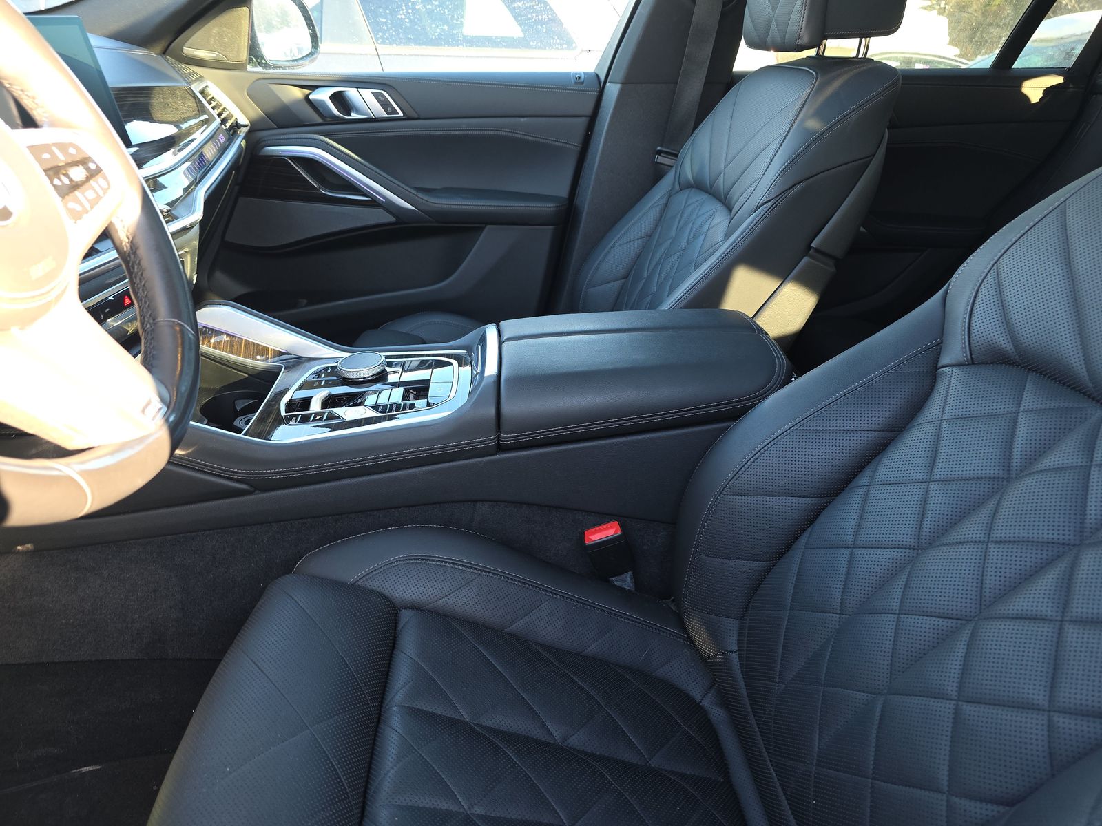 2025 BMW X6 xDrive40i AWD