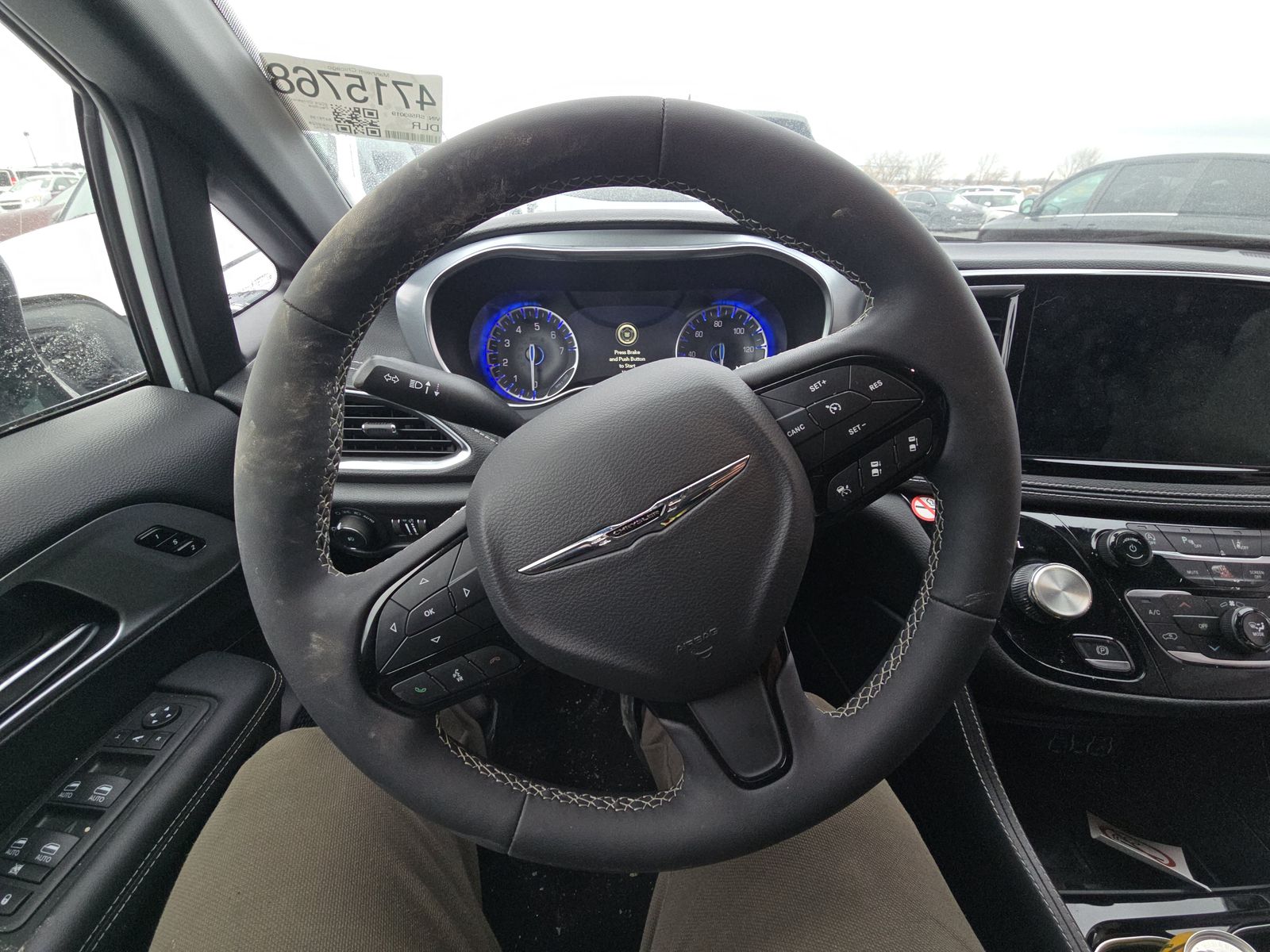 2025 Chrysler Pacifica Limited FWD