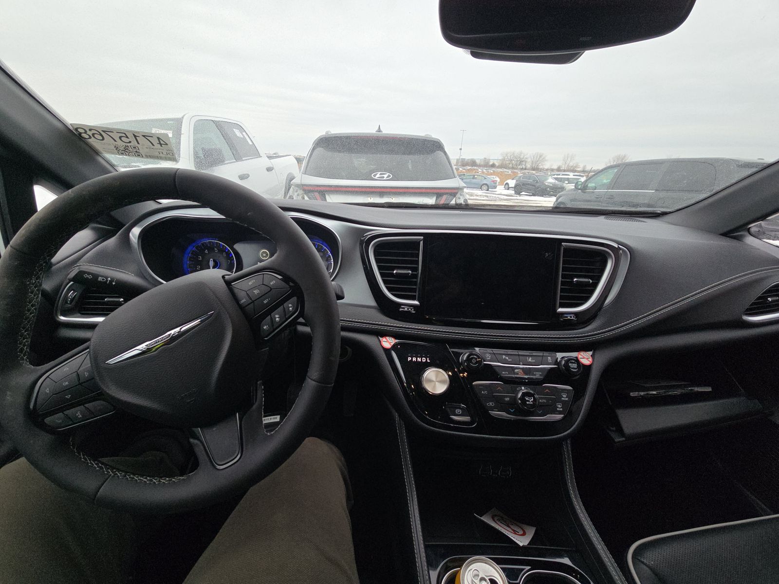 2025 Chrysler Pacifica Limited FWD