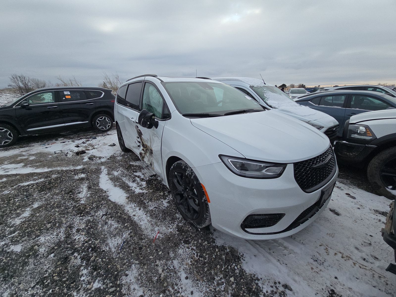2025 Chrysler Pacifica Limited FWD
