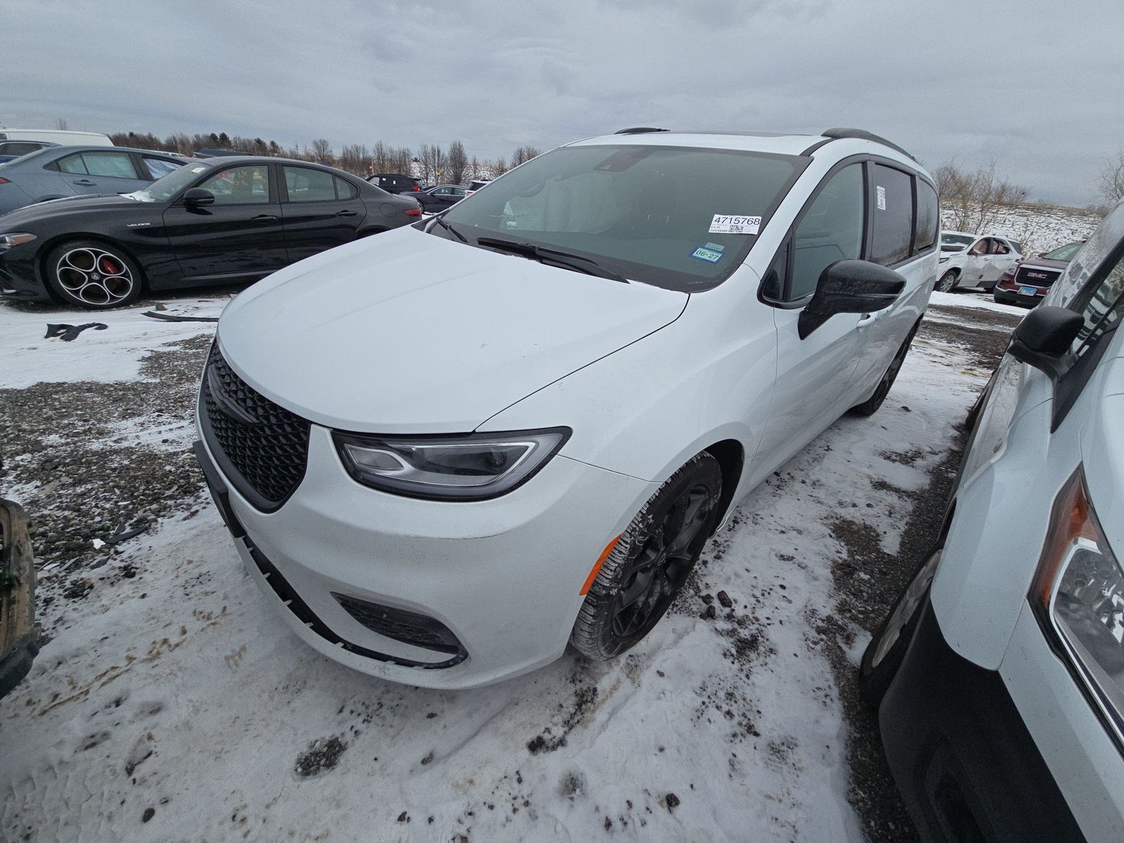 2025 Chrysler Pacifica Limited FWD