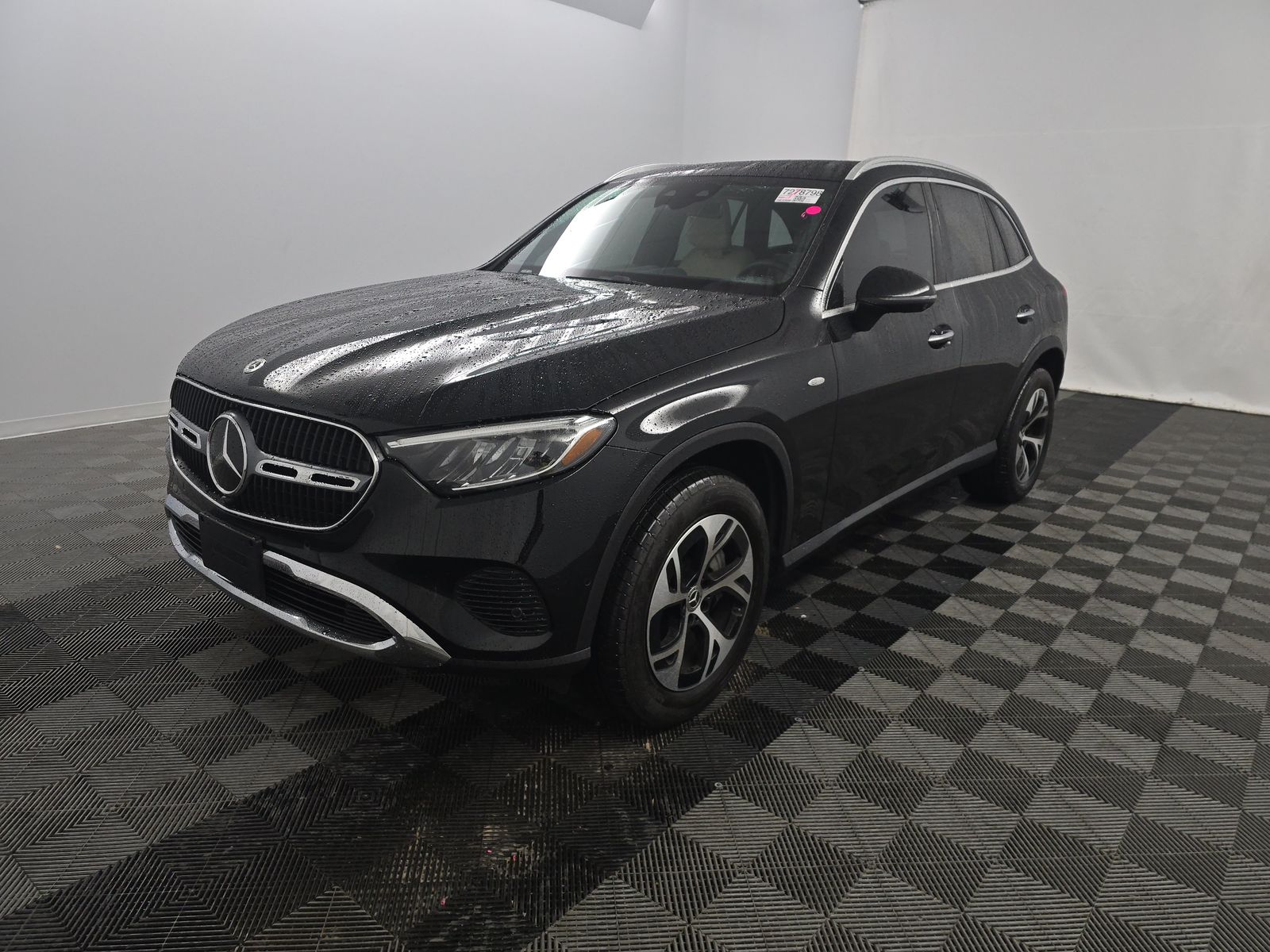 MERCEDES-BENZ GLC - 1