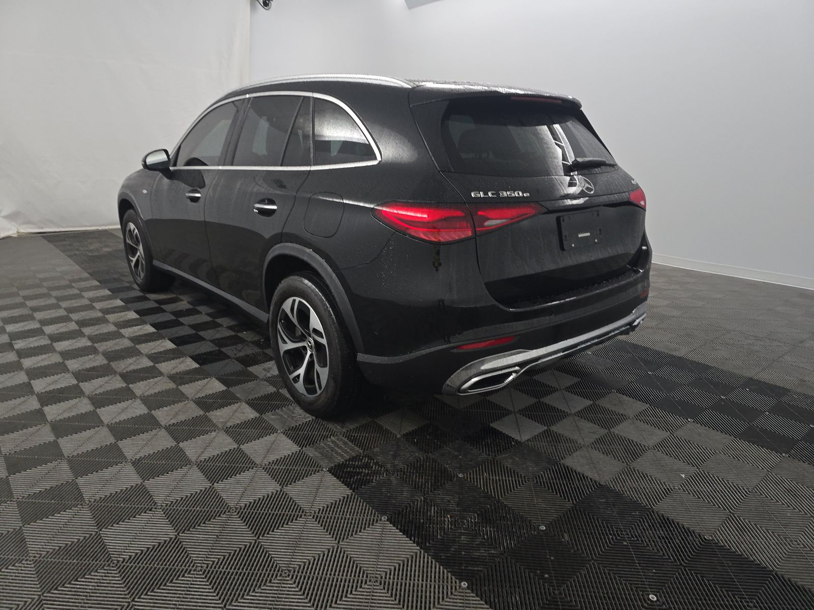 MERCEDES-BENZ GLC - 7