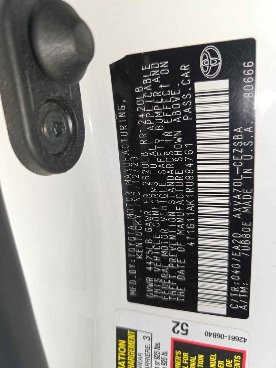 2024 Toyota Camry SE FWD