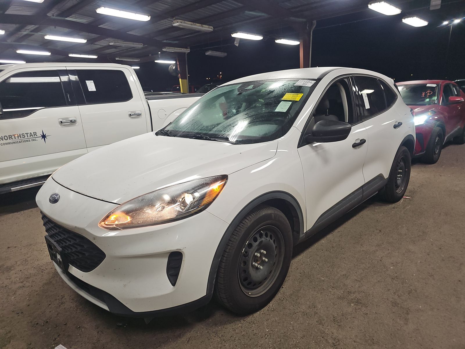FORD ESCAPE - 1