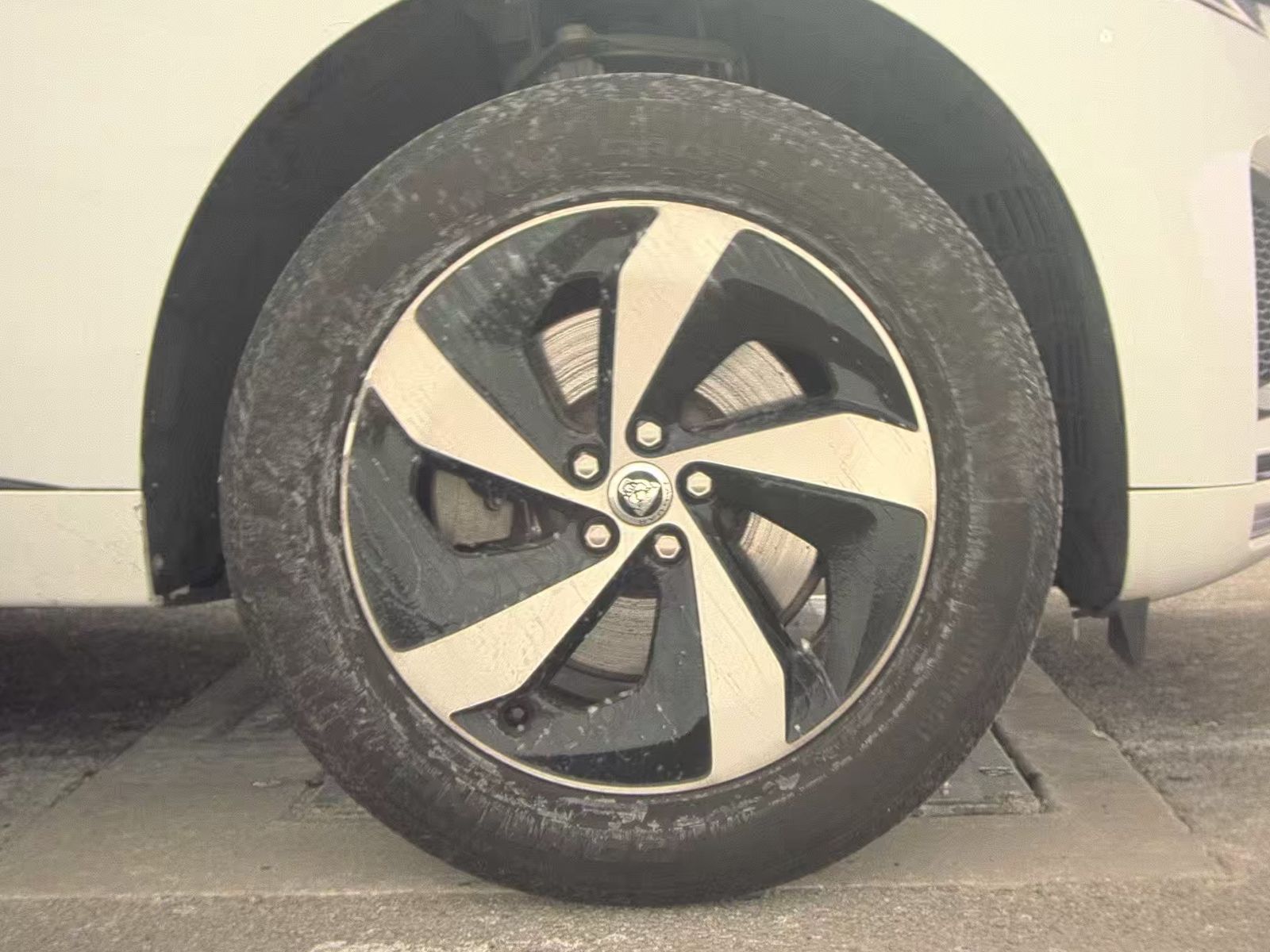 2024 Jaguar F-PACE P250 R-Dynamic S AWD