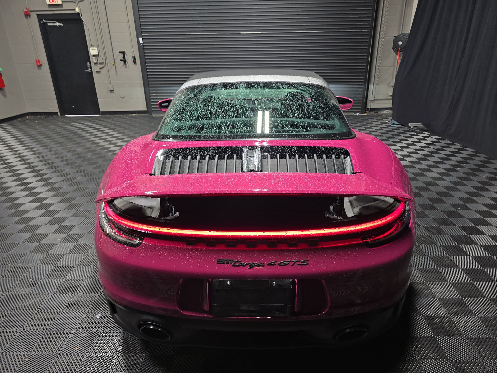 2024 Porsche 911 4 GTS Targa AWD