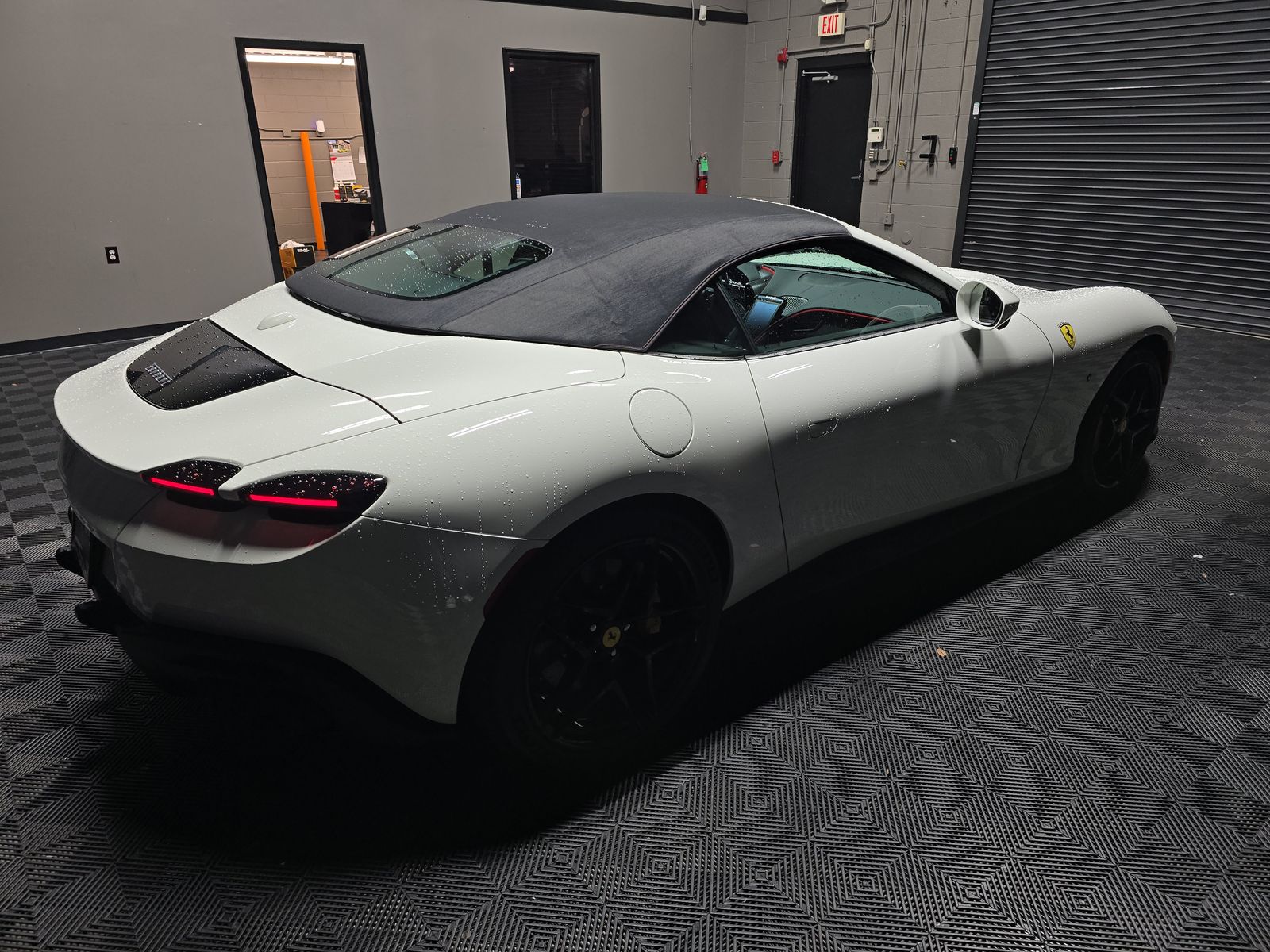 2024 Ferrari Roma Base RWD