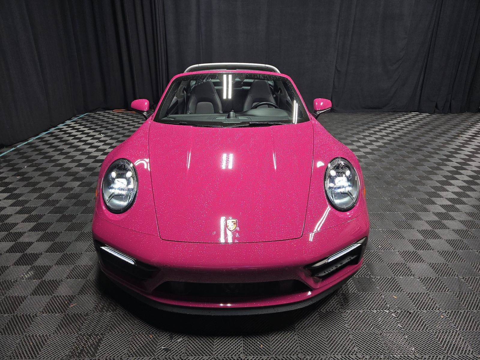 2024 Porsche 911 4 GTS Targa AWD