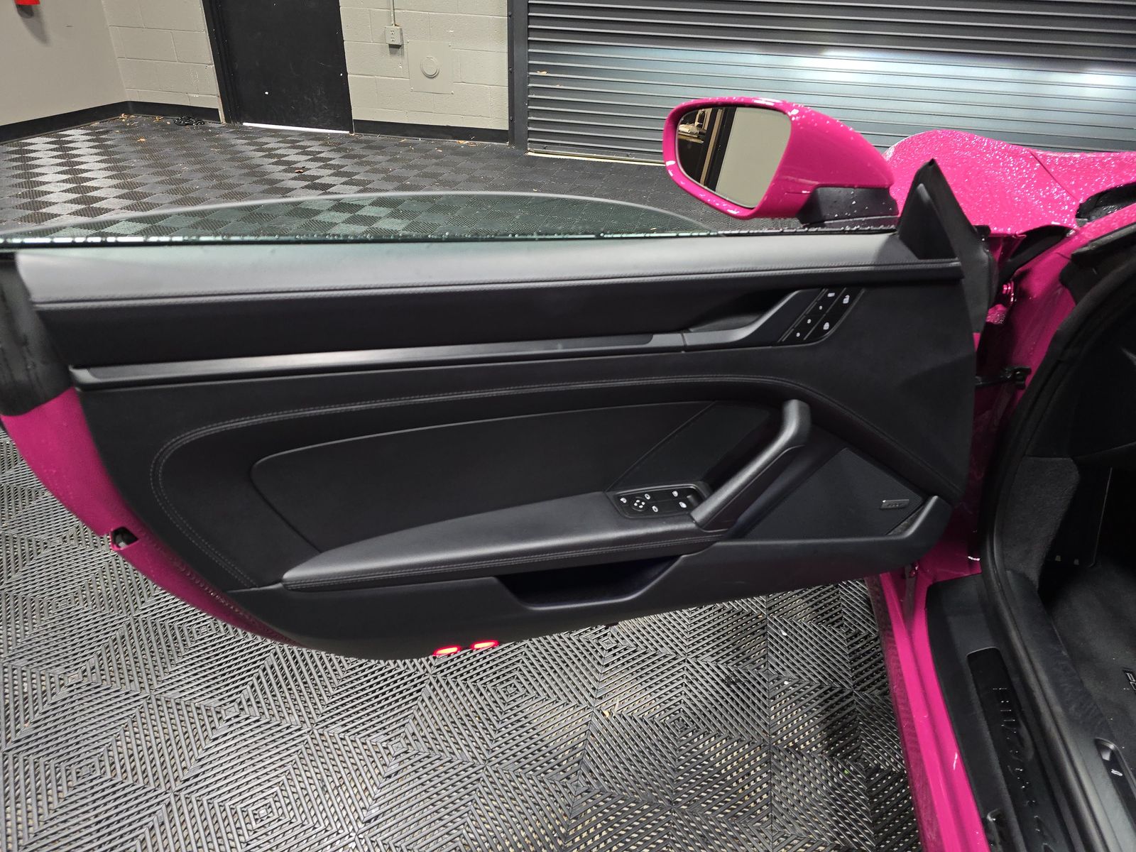 2024 Porsche 911 4 GTS Targa AWD