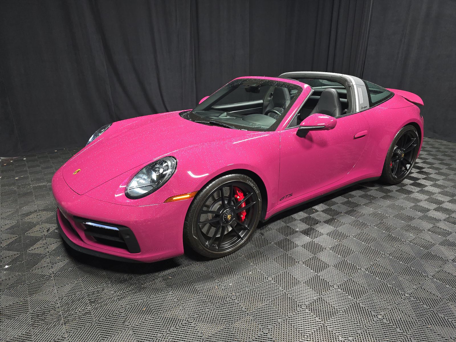 2024 Porsche 911 4 GTS Targa AWD