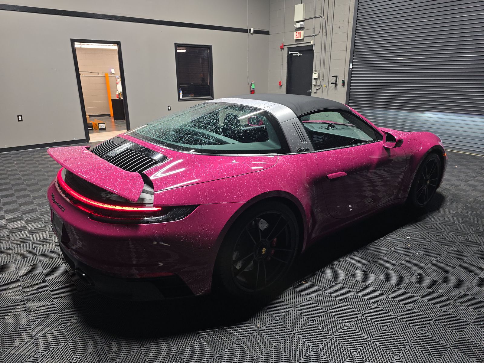 2024 Porsche 911 4 GTS Targa AWD