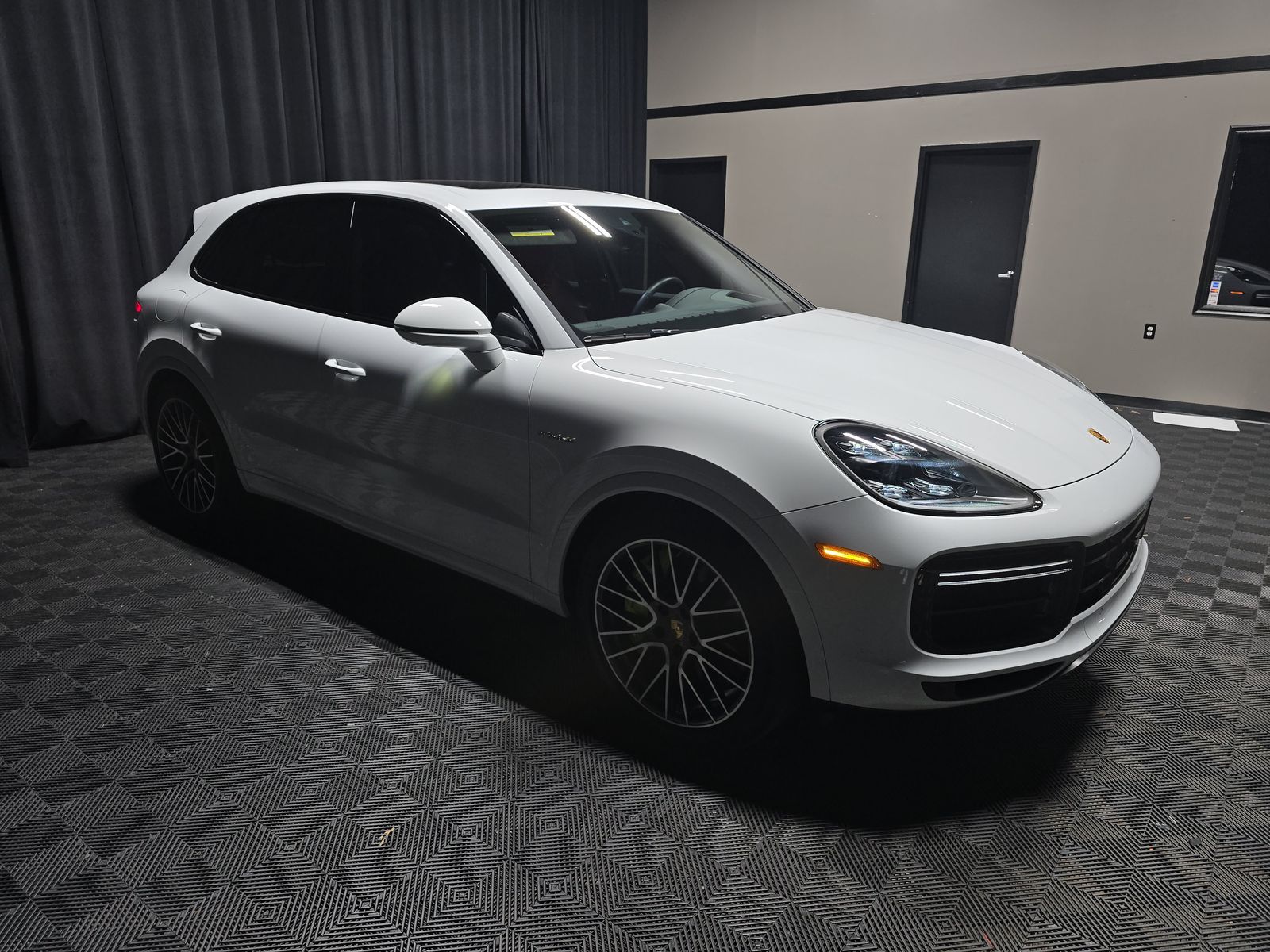 2023 Porsche Cayenne E-Hybrid Turbo S AWD