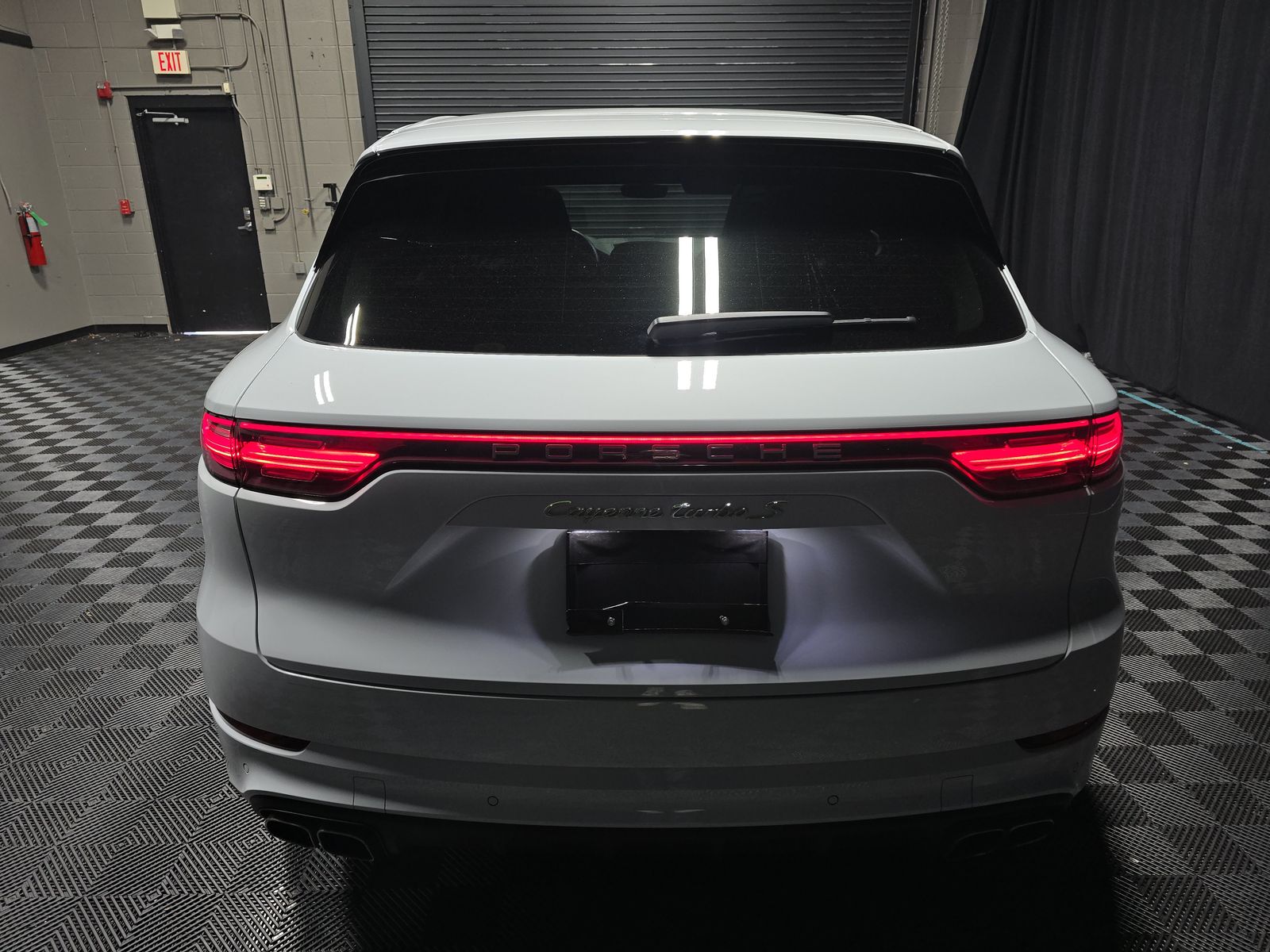 2023 Porsche Cayenne E-Hybrid Turbo S AWD