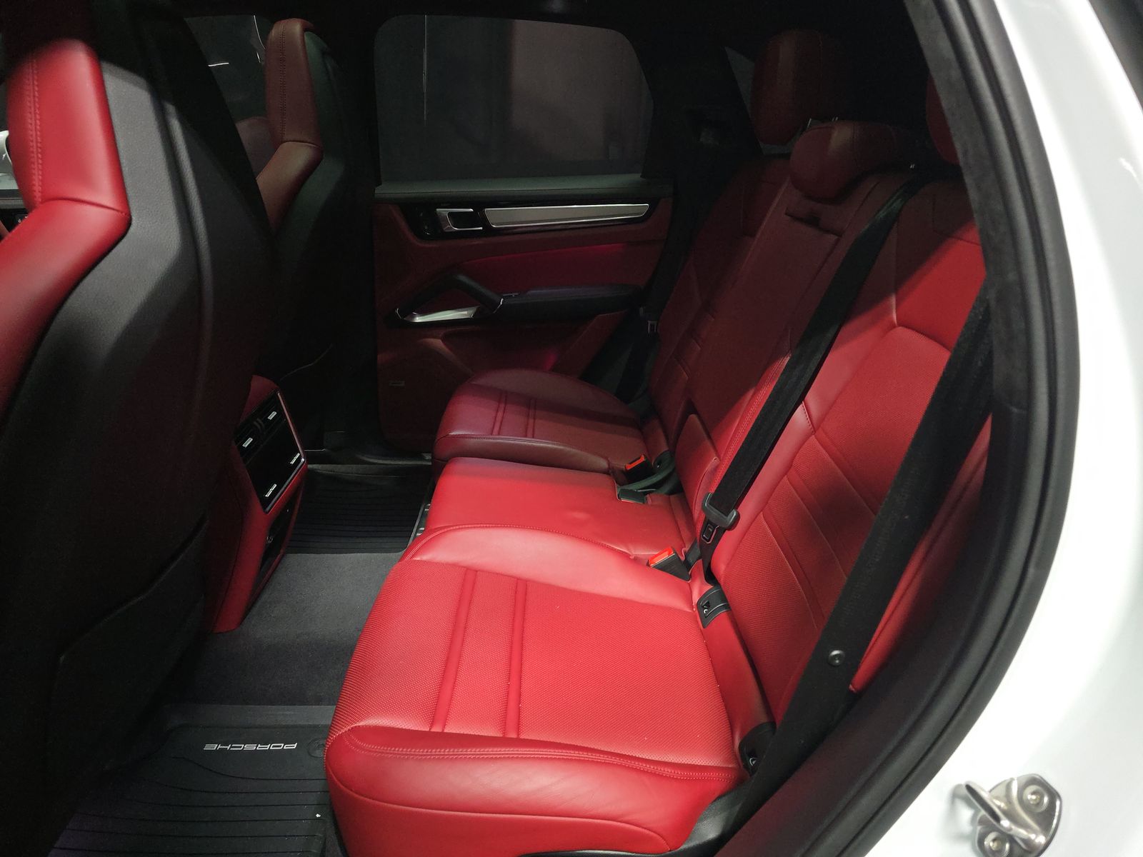 2023 Porsche Cayenne E-Hybrid Turbo S AWD