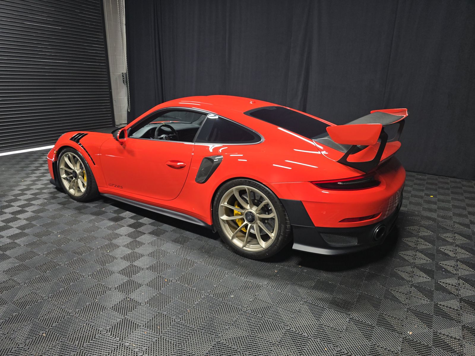 2018 Porsche 911 GT2 RS RWD
