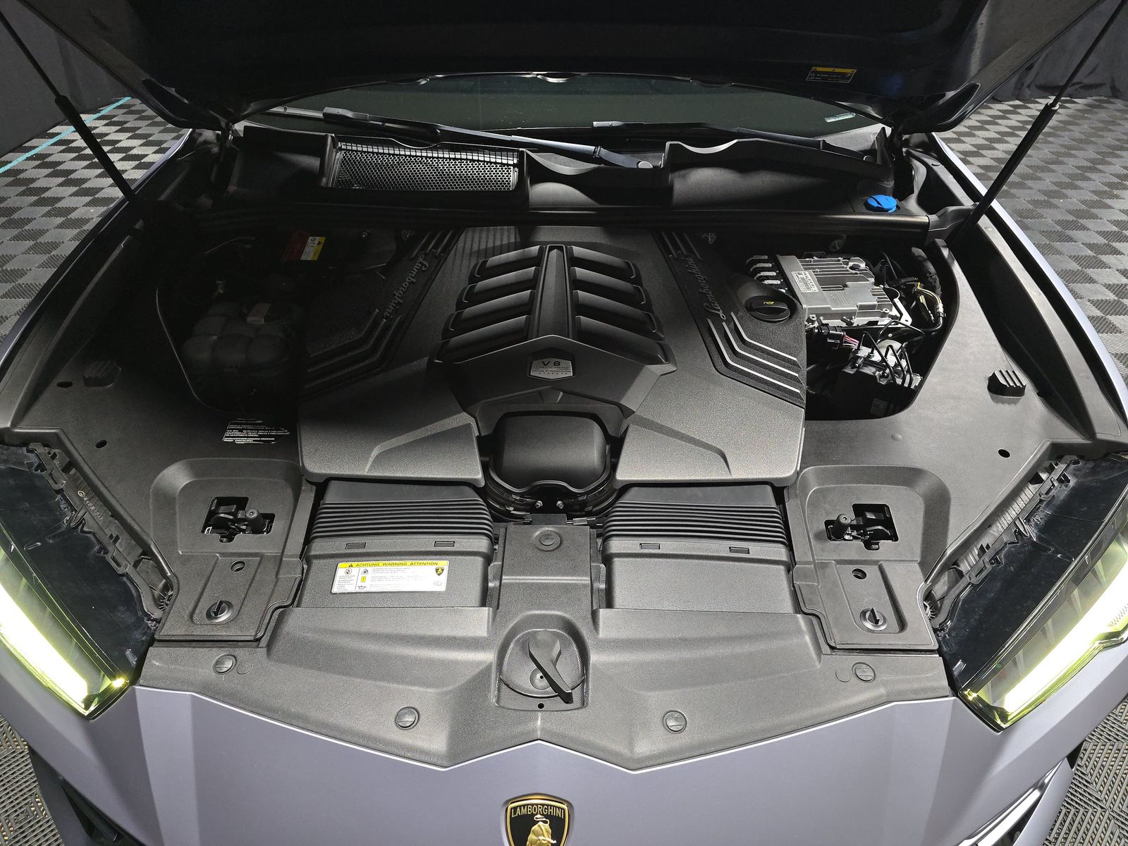 2019 Lamborghini Urus Base AWD