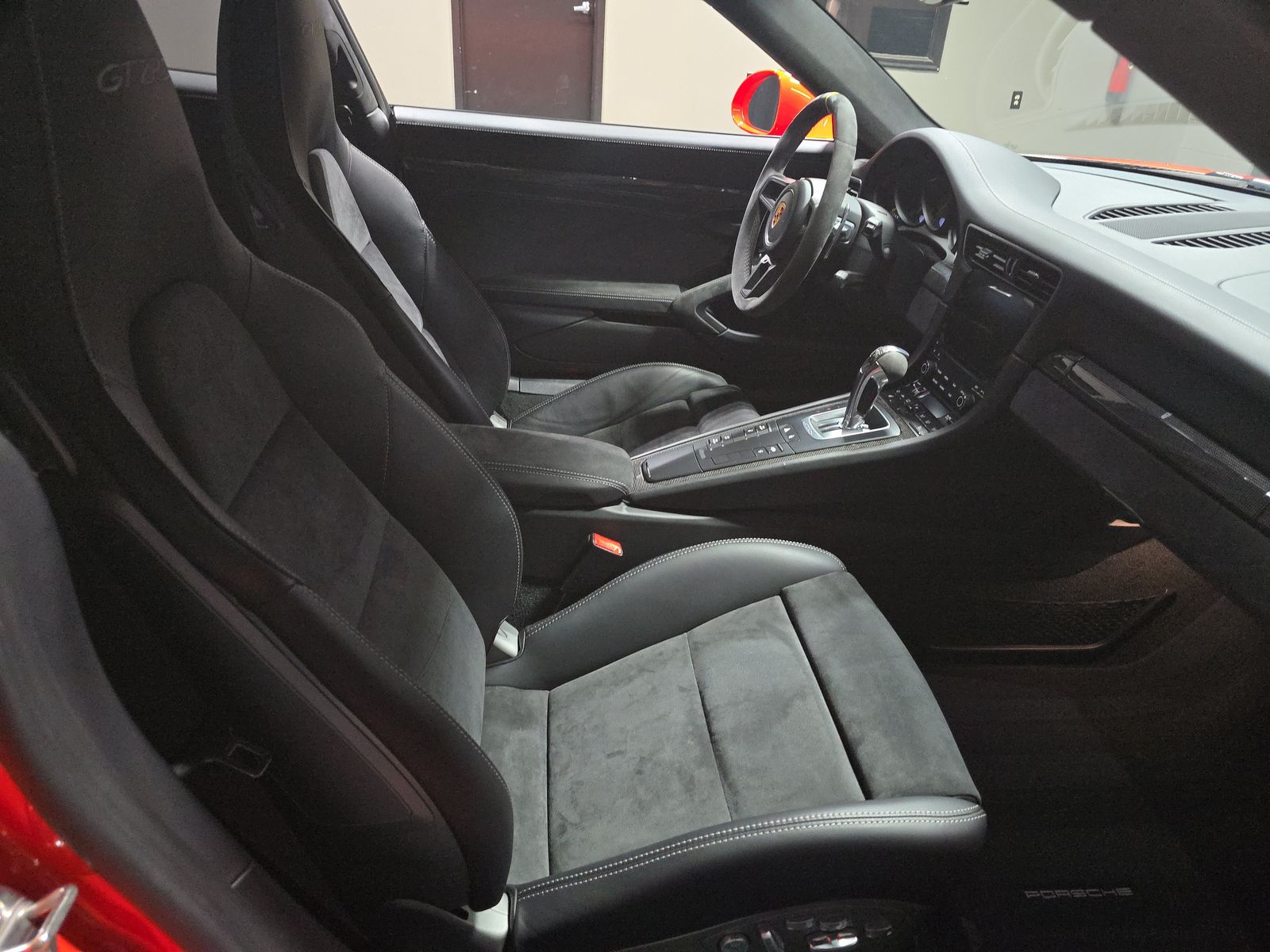 2018 Porsche 911 GT2 RS RWD