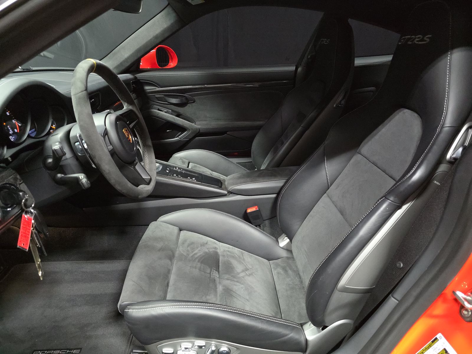 2018 Porsche 911 GT2 RS RWD