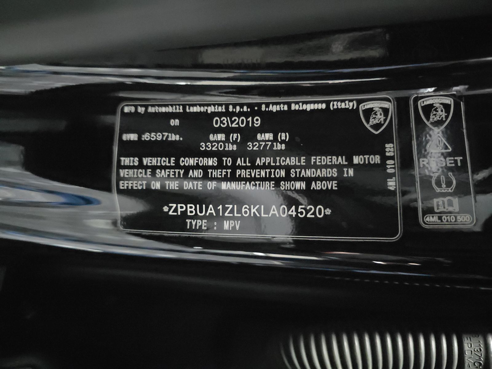 2019 Lamborghini Urus Base AWD