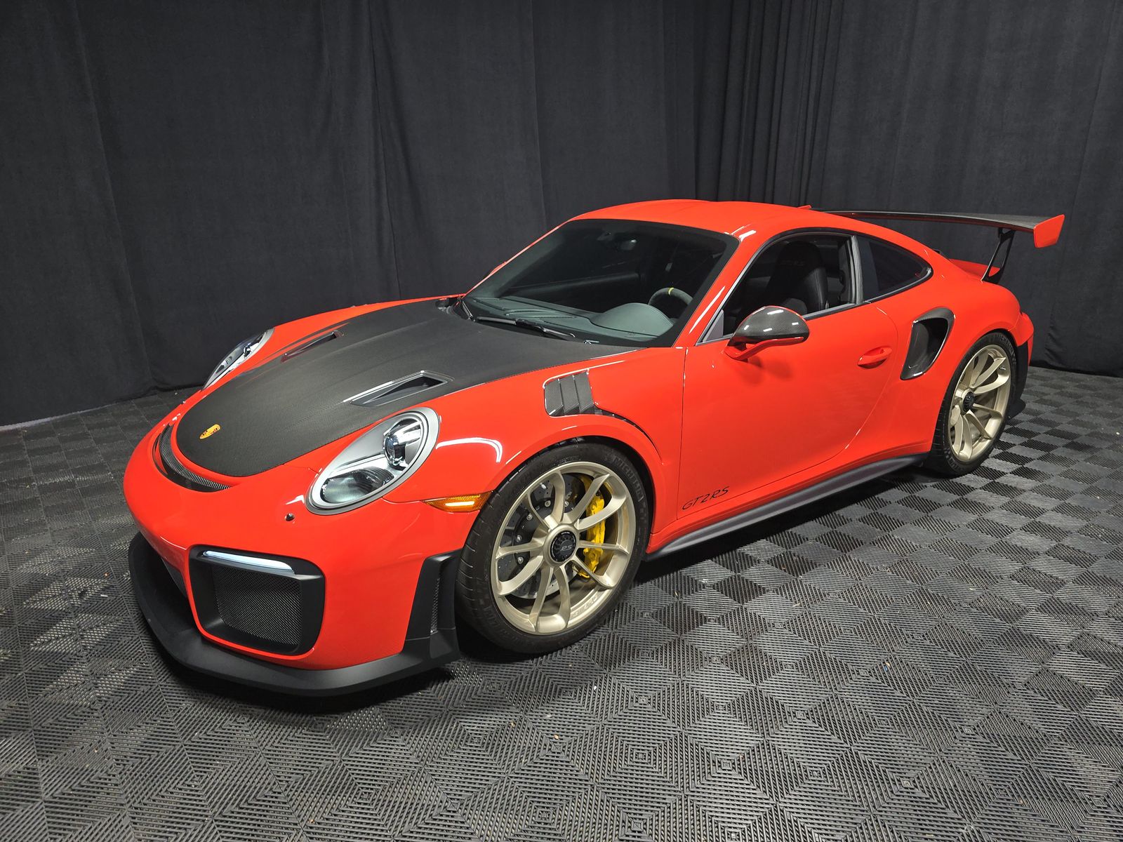 2018 Porsche 911 GT2 RS RWD