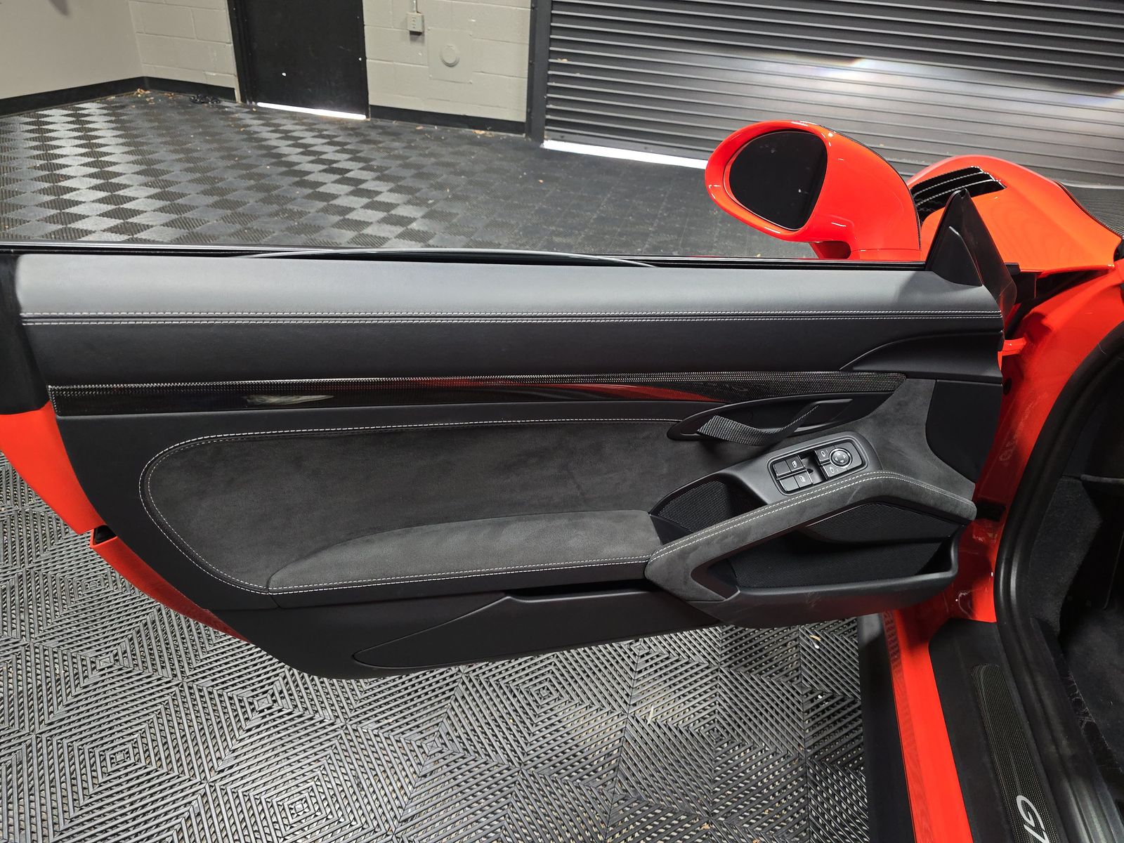 2018 Porsche 911 GT2 RS RWD