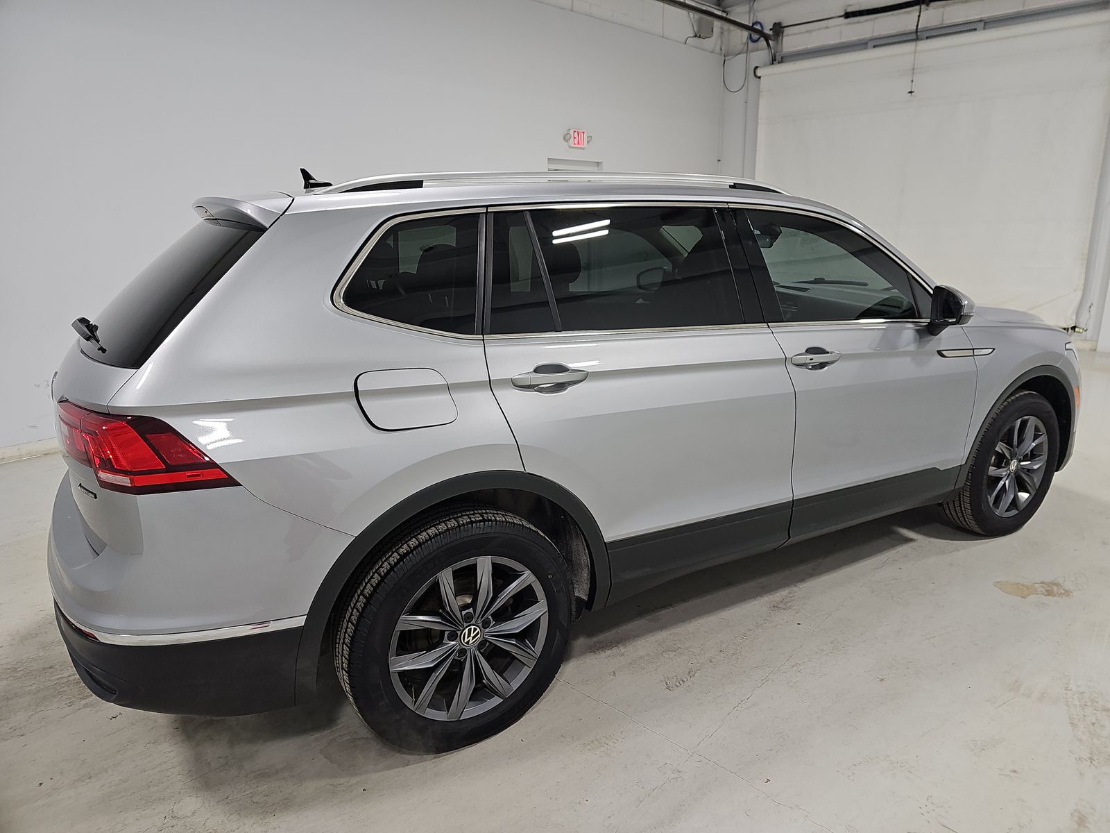 2022 Volkswagen Tiguan 2.0T SE AWD