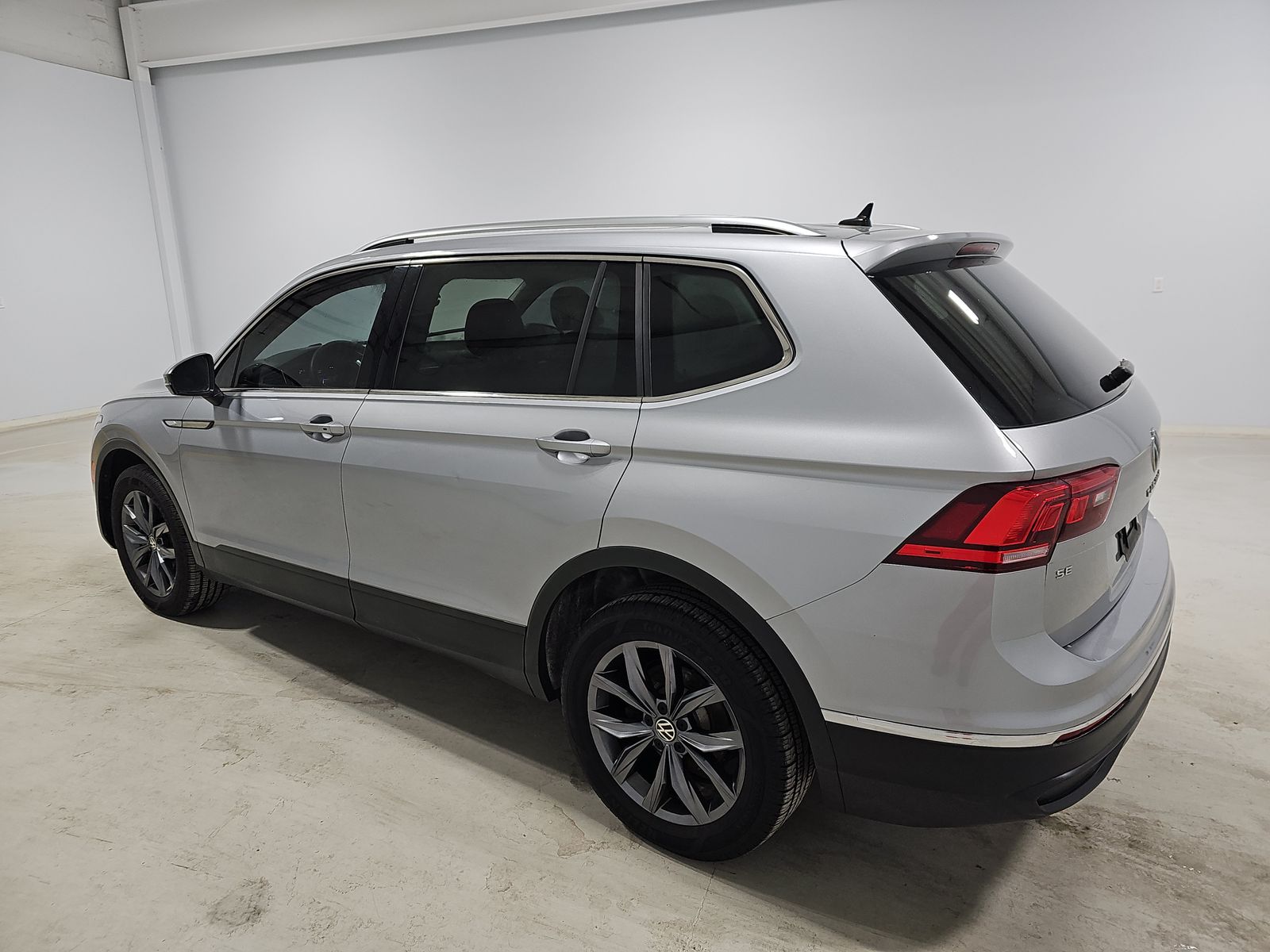 2022 Volkswagen Tiguan 2.0T SE AWD