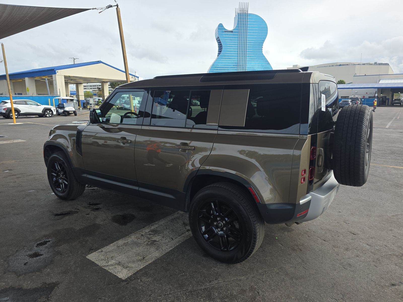 2025 Land Rover Defender 110 S AWD