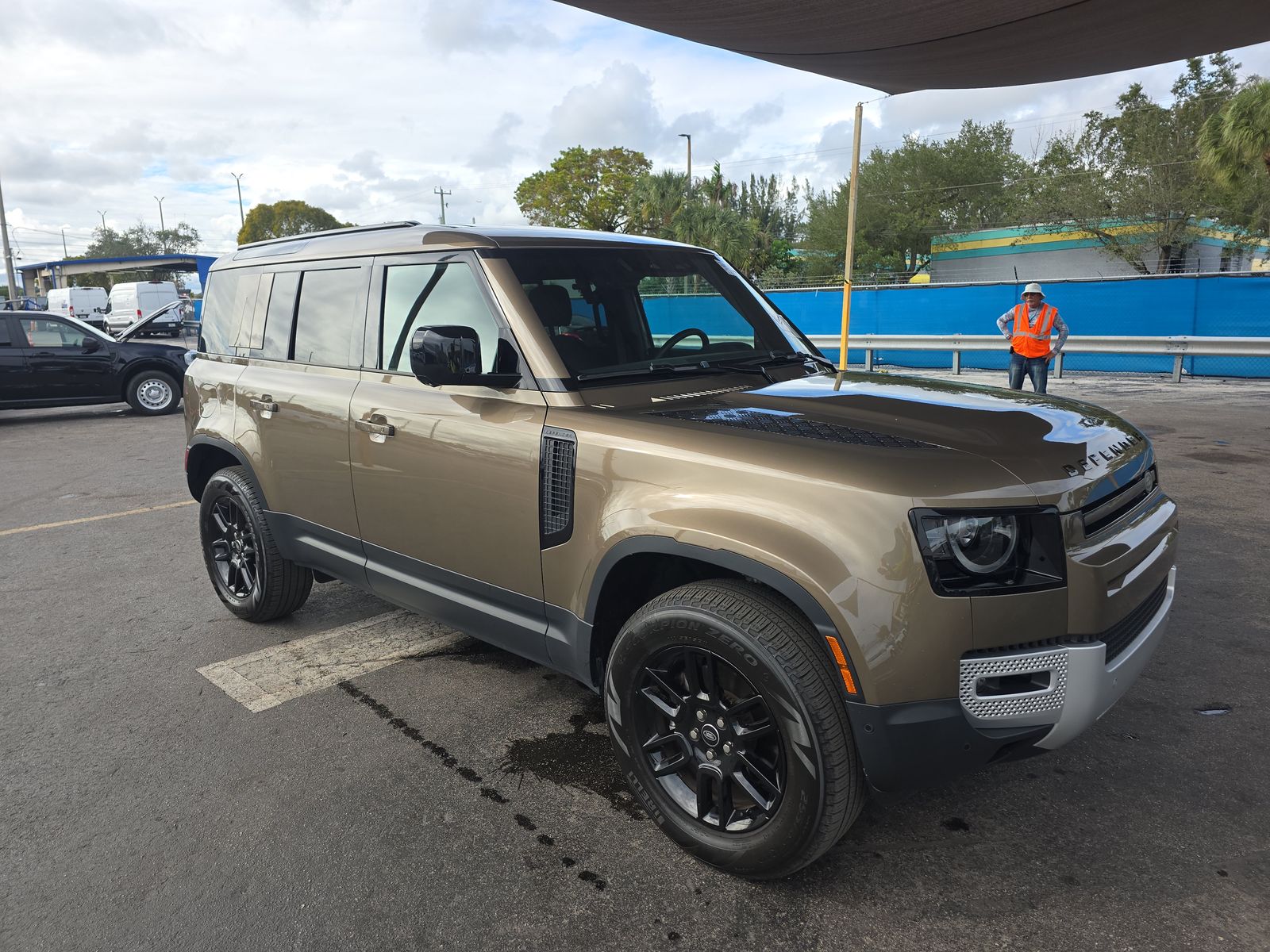 2025 Land Rover Defender 110 S AWD